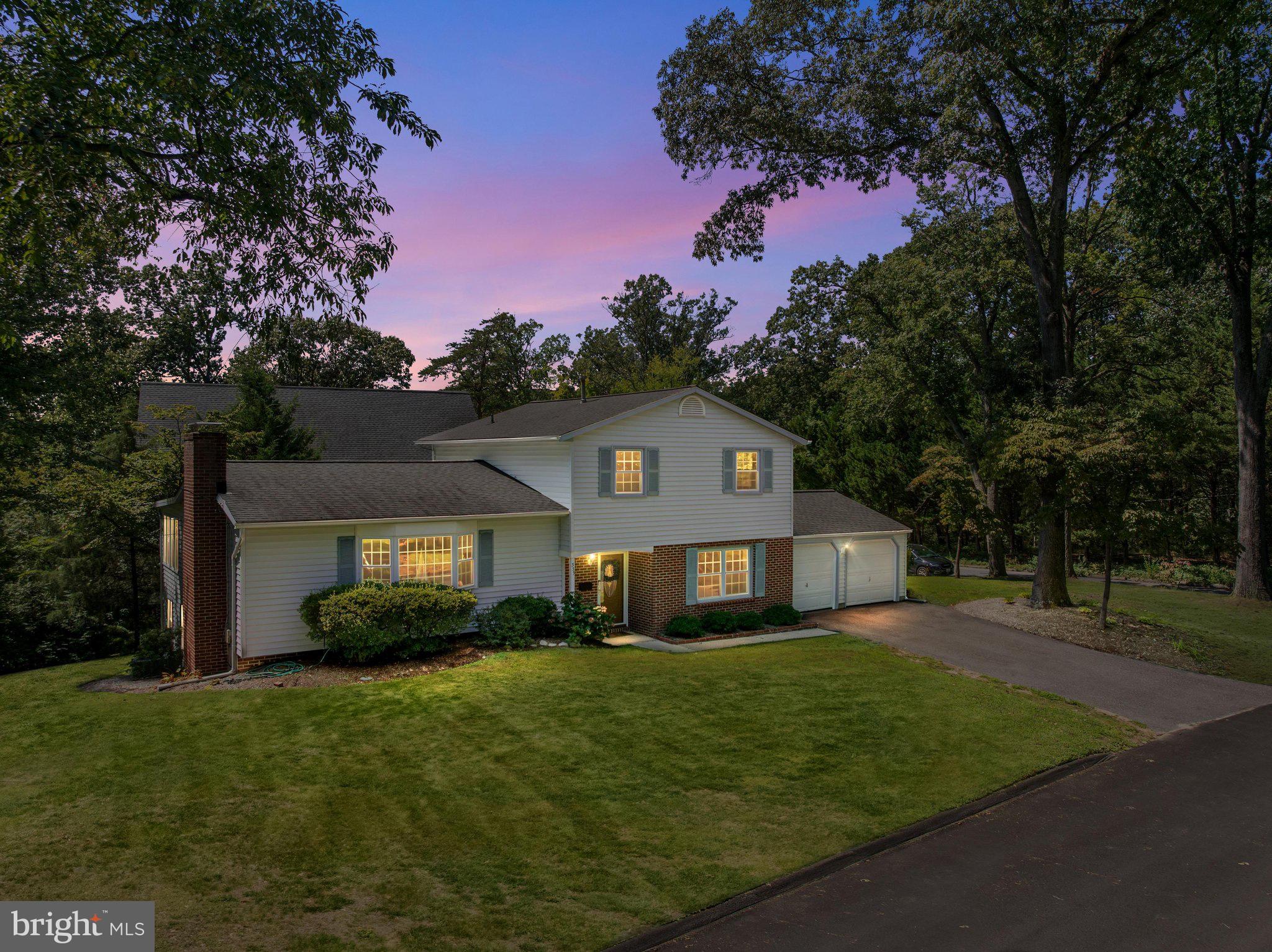 335 HOLLYBERRY ROAD