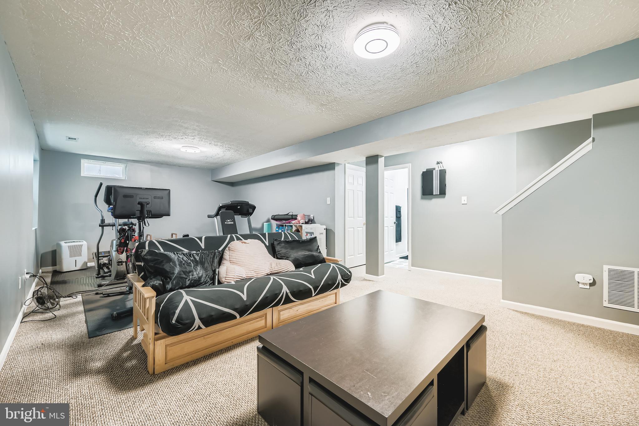 ECKER'S HOLLOW - Residential