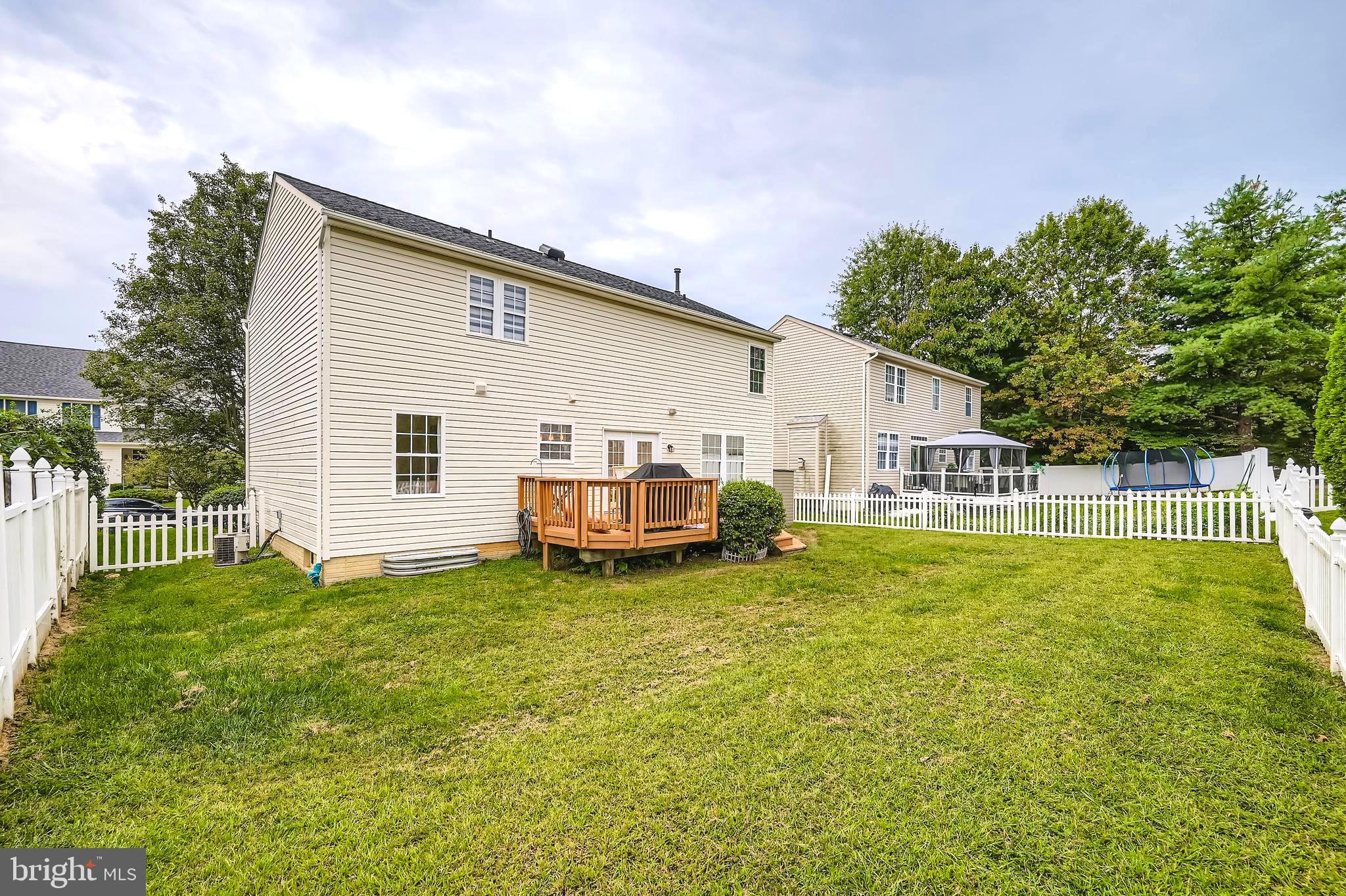 ECKER'S HOLLOW - Residential