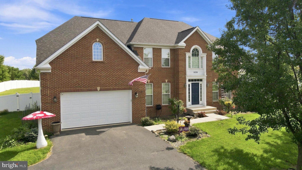 Photo of 14219 Cearfoss Pike, HAGERSTOWN, MD 21740 (MLS # MDWA2040286)
