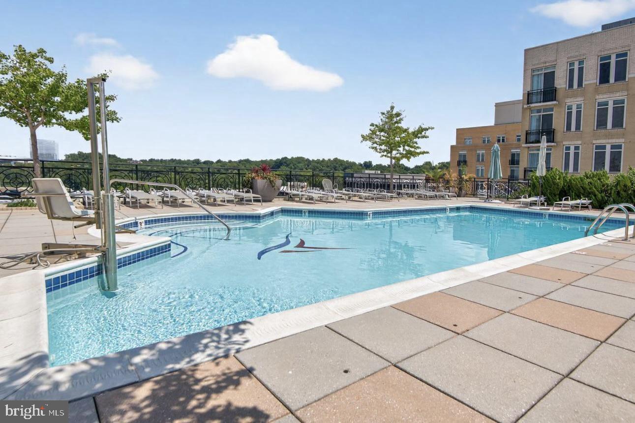 NATIONAL HARBOR - Residential