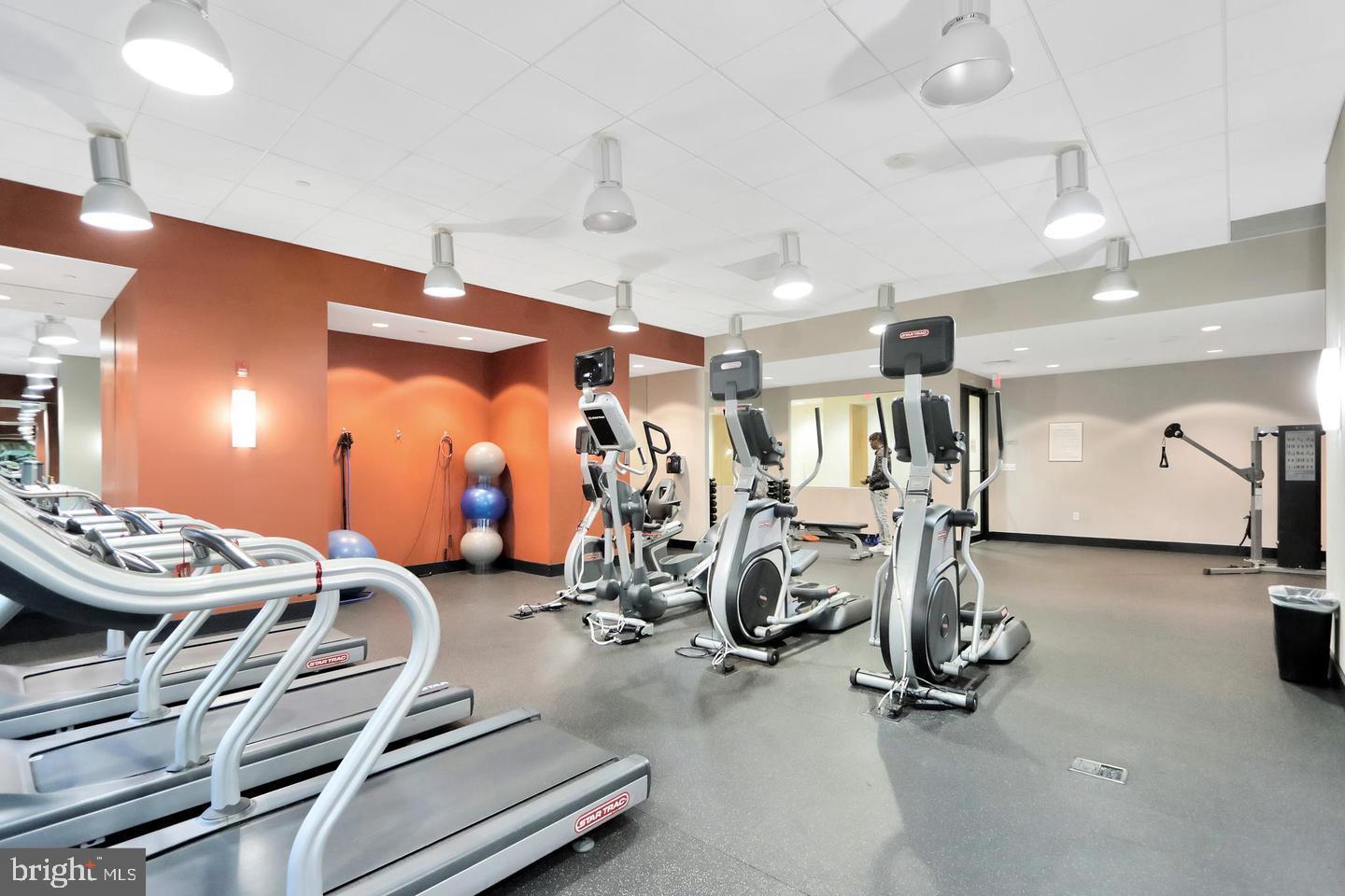 NATIONAL HARBOR - Residential