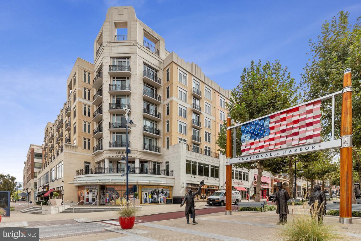 NATIONAL HARBOR - Residential