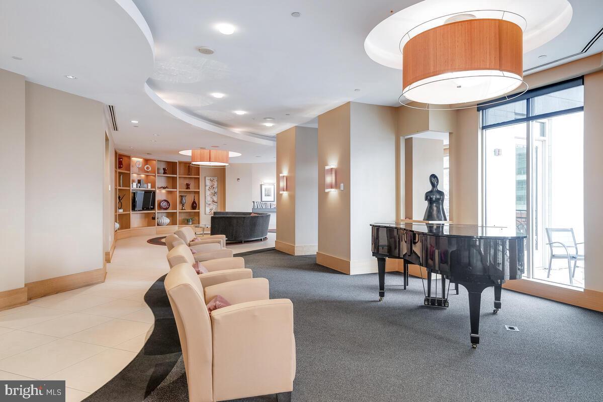 NATIONAL HARBOR - Residential