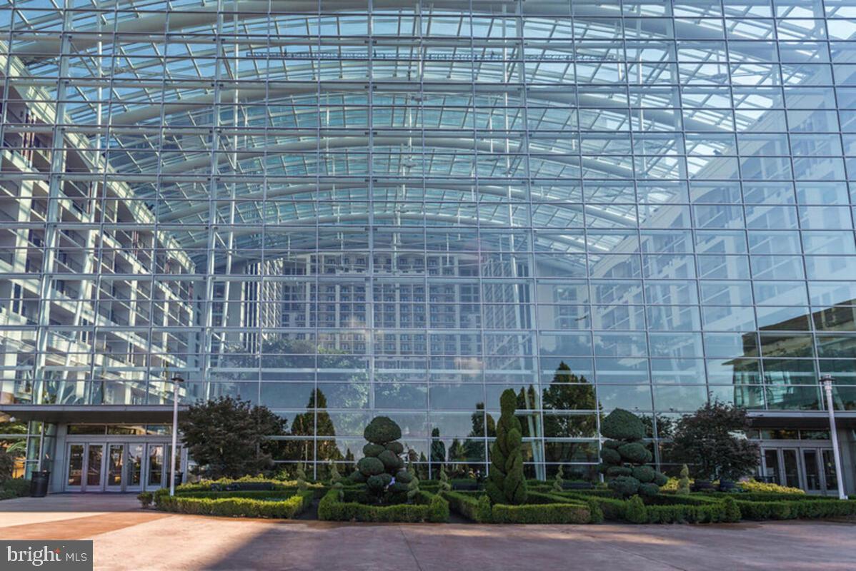 NATIONAL HARBOR - Residential