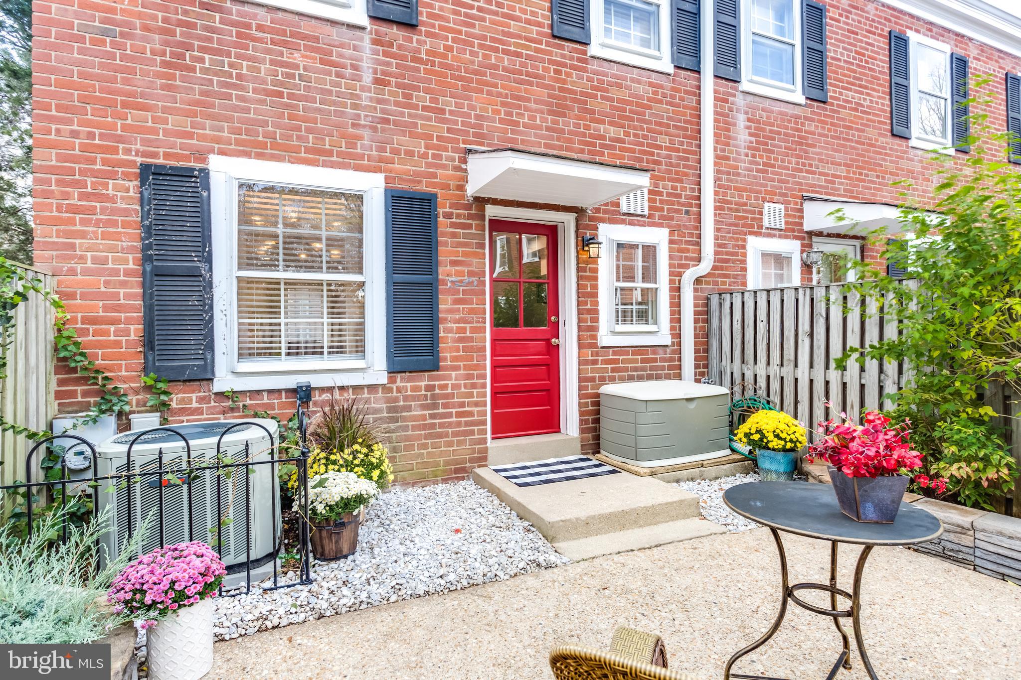 FAIRLINGTON - Residential