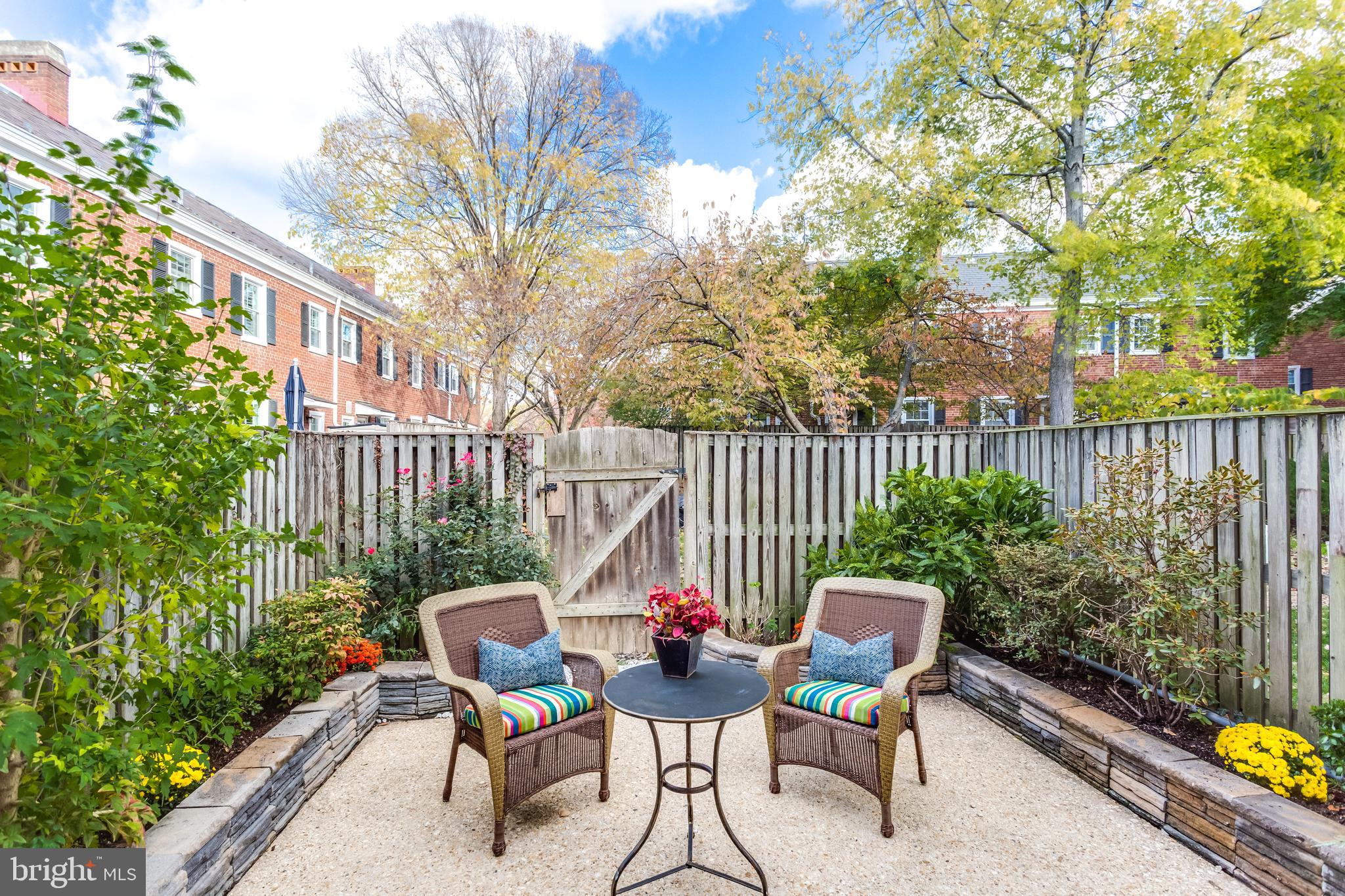 FAIRLINGTON - Residential