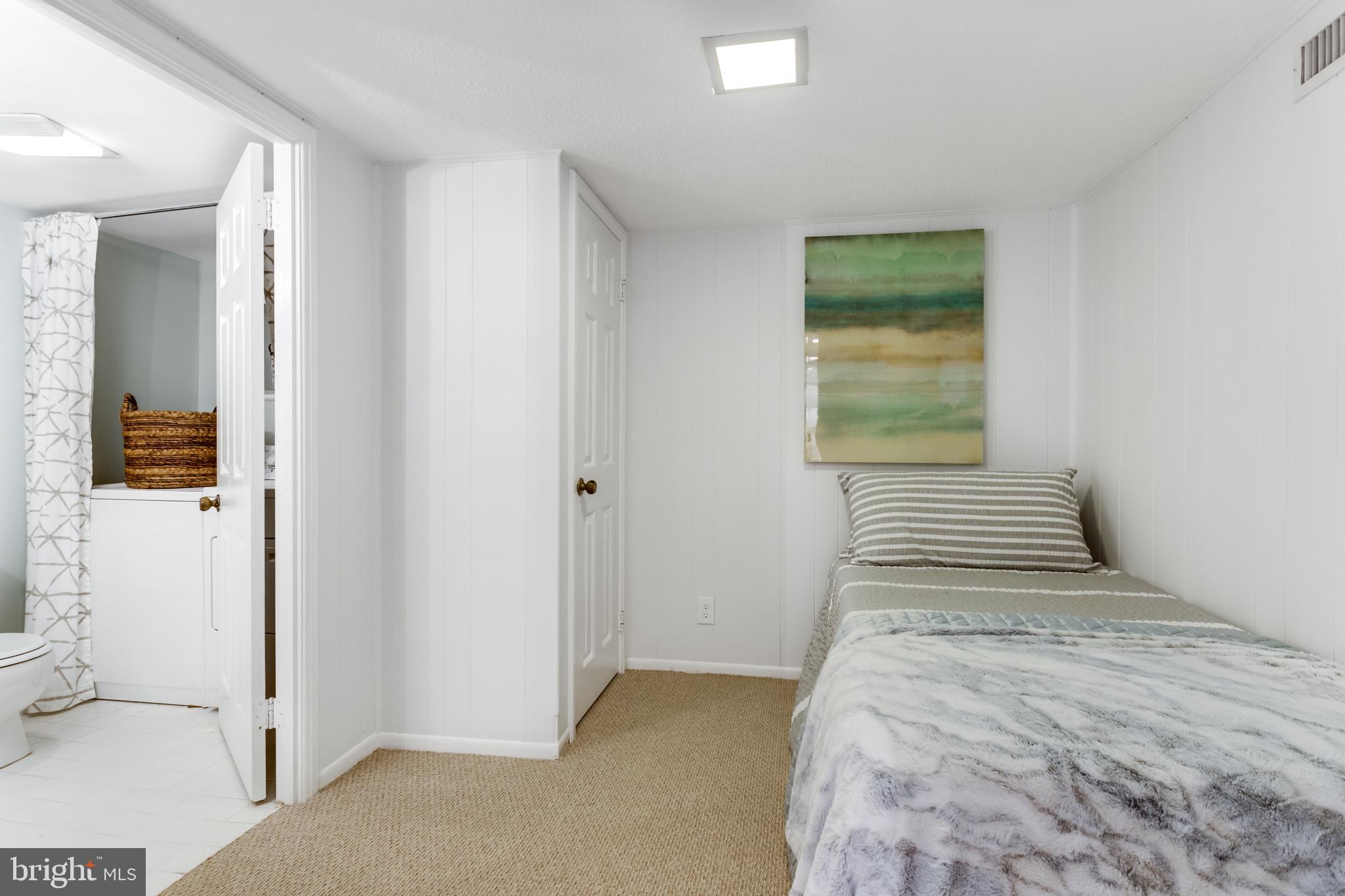 FAIRLINGTON - Residential