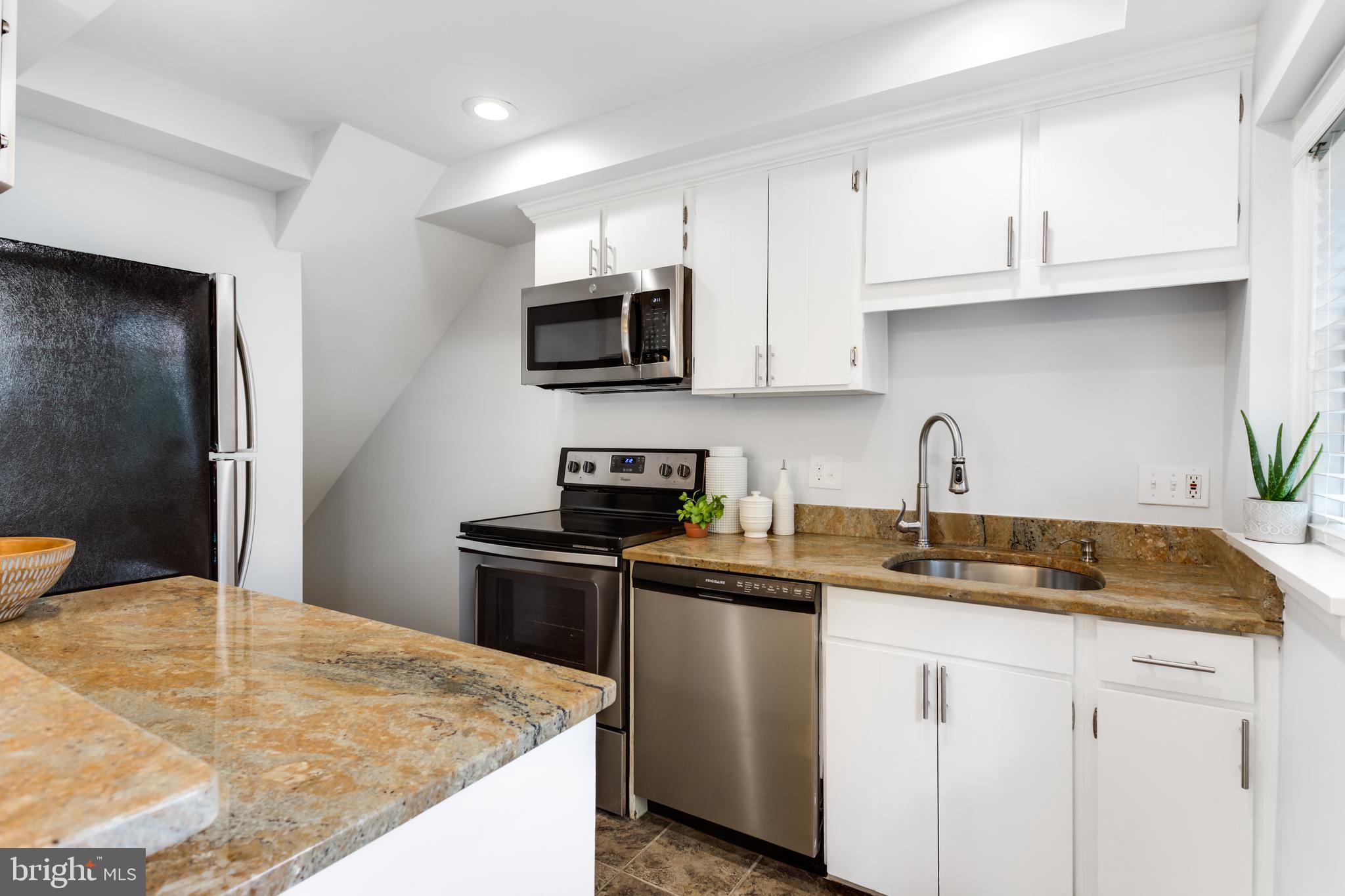 FAIRLINGTON - Residential