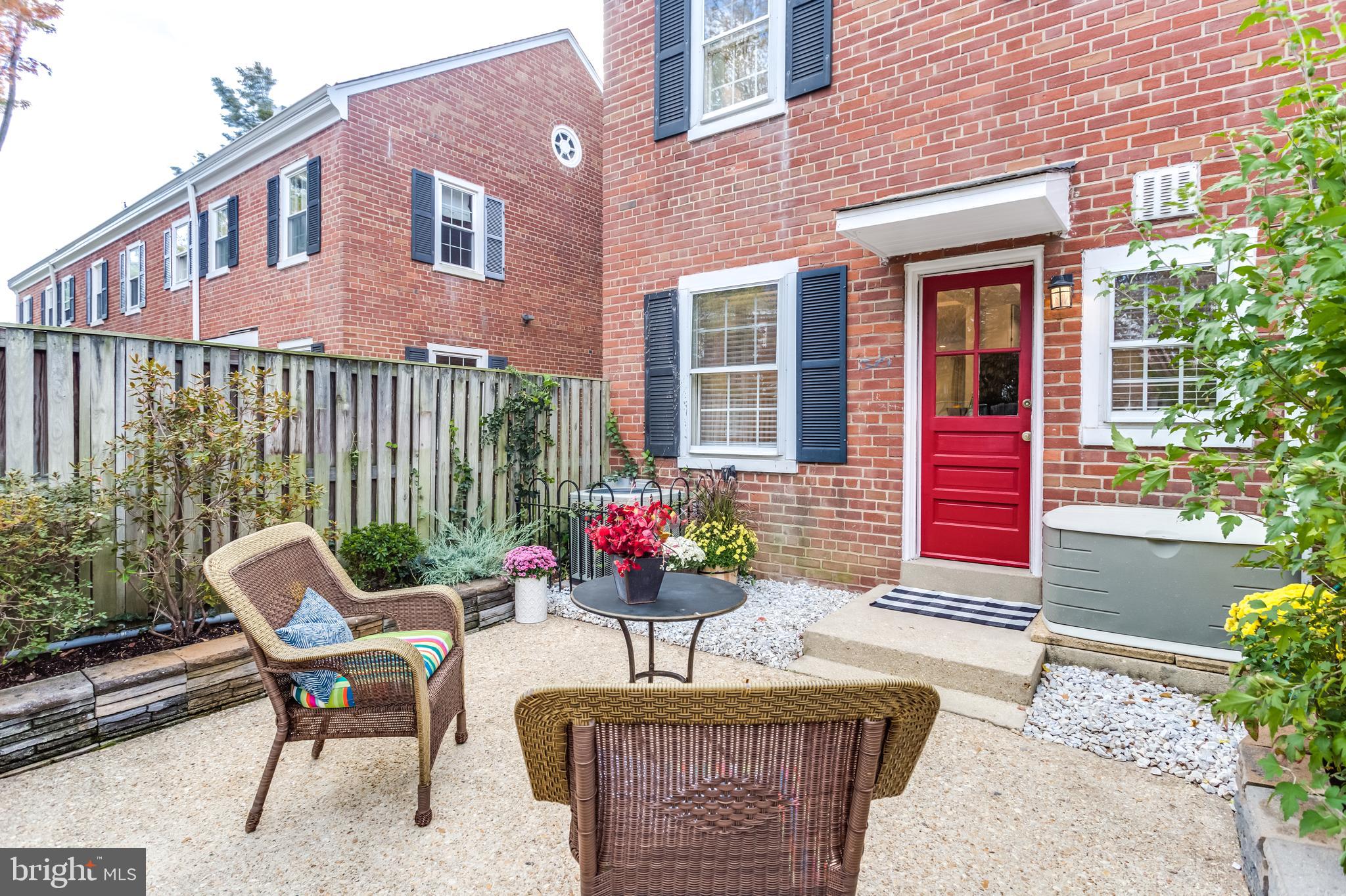 FAIRLINGTON - Residential