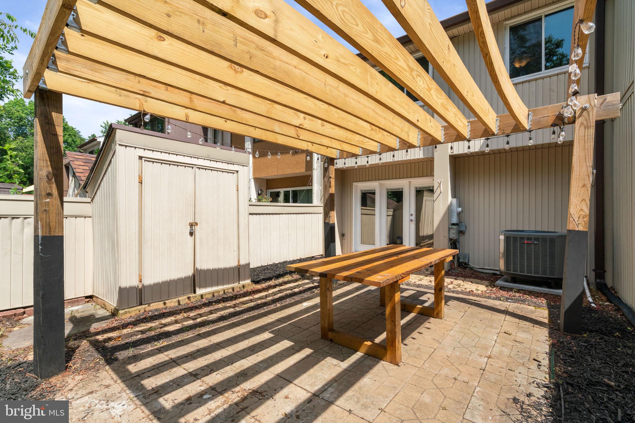 RIPPON LANDING - Residential