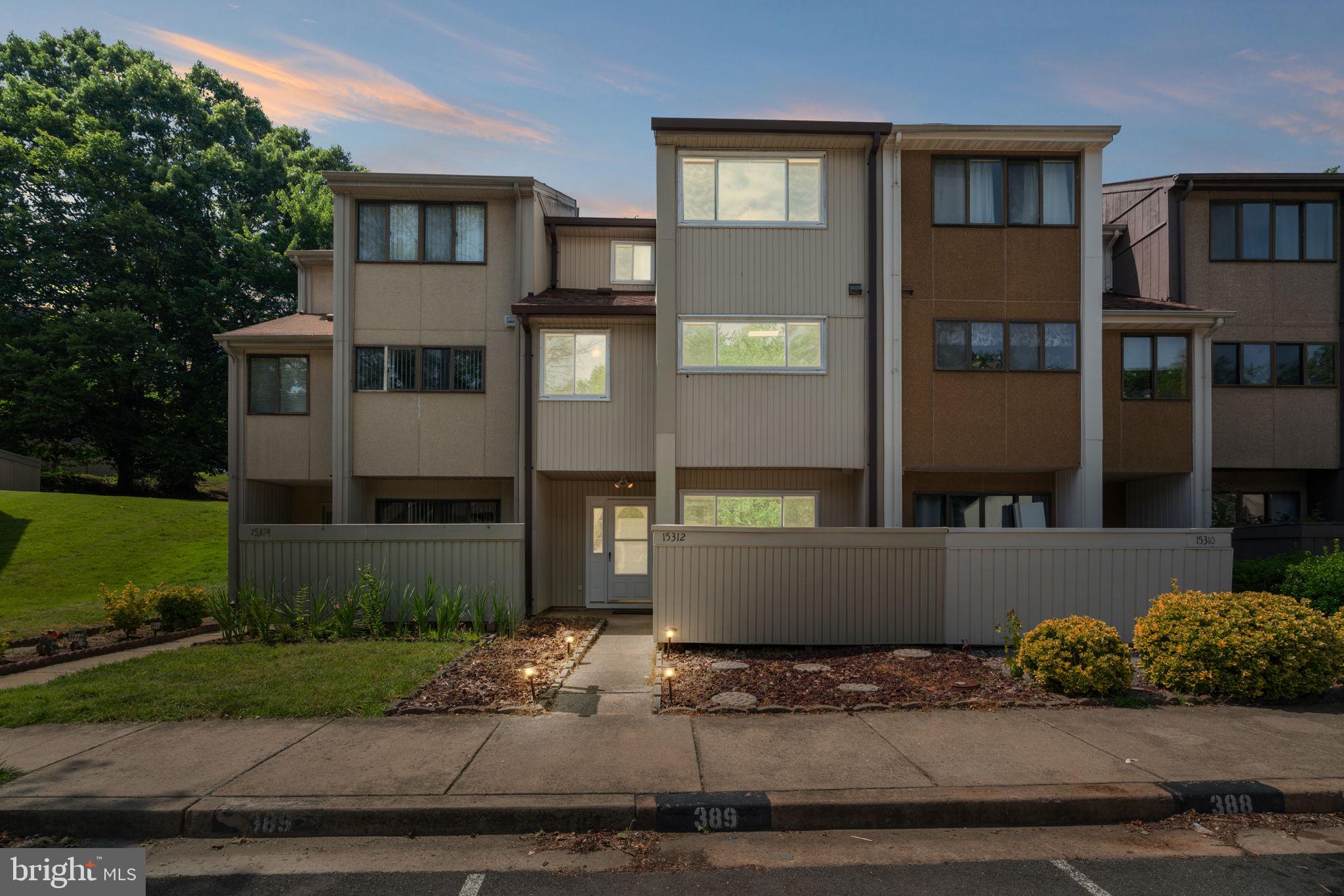 RIPPON LANDING - Residential