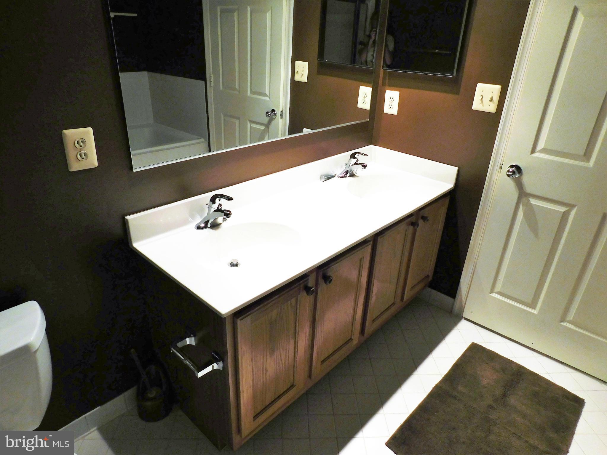 WOODVIEW VILLAGE WEST - Residential