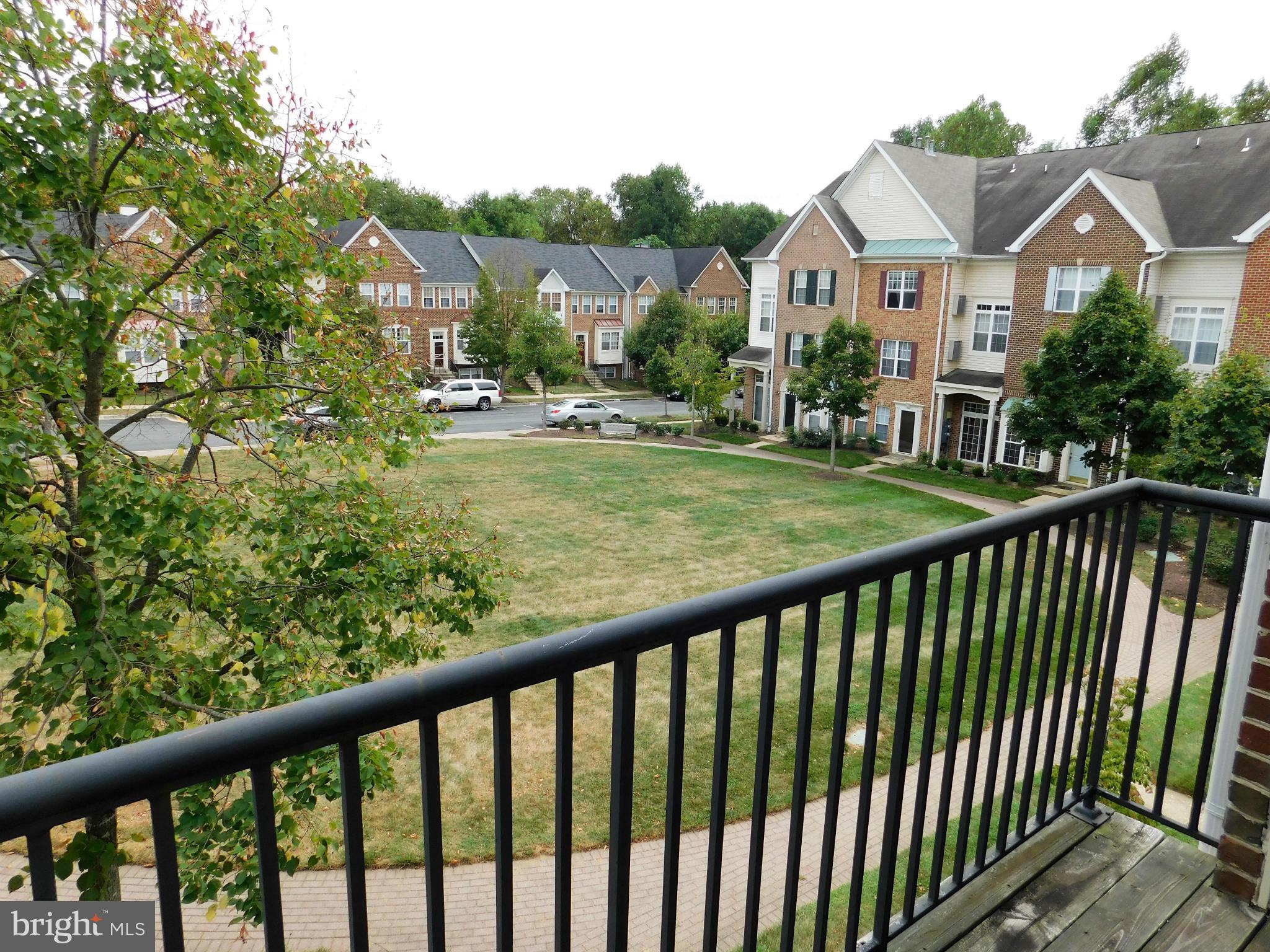 WOODVIEW VILLAGE WEST - Residential