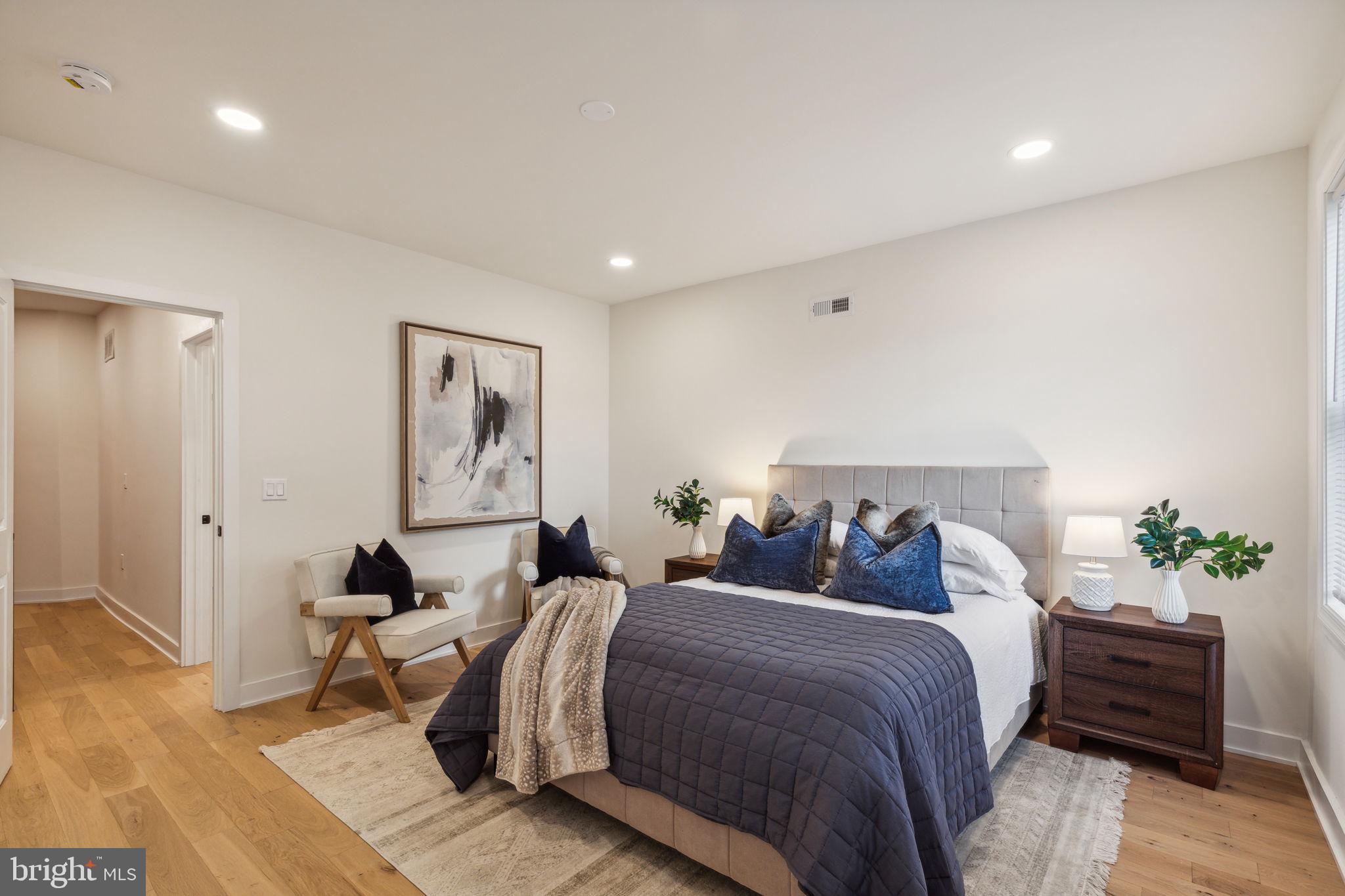 PORT RICHMOND - Residential