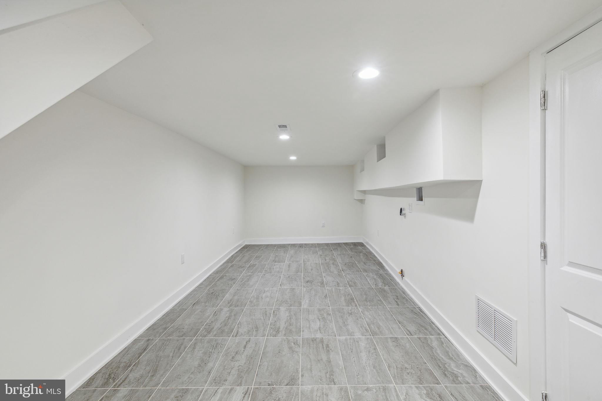 PORT RICHMOND - Residential