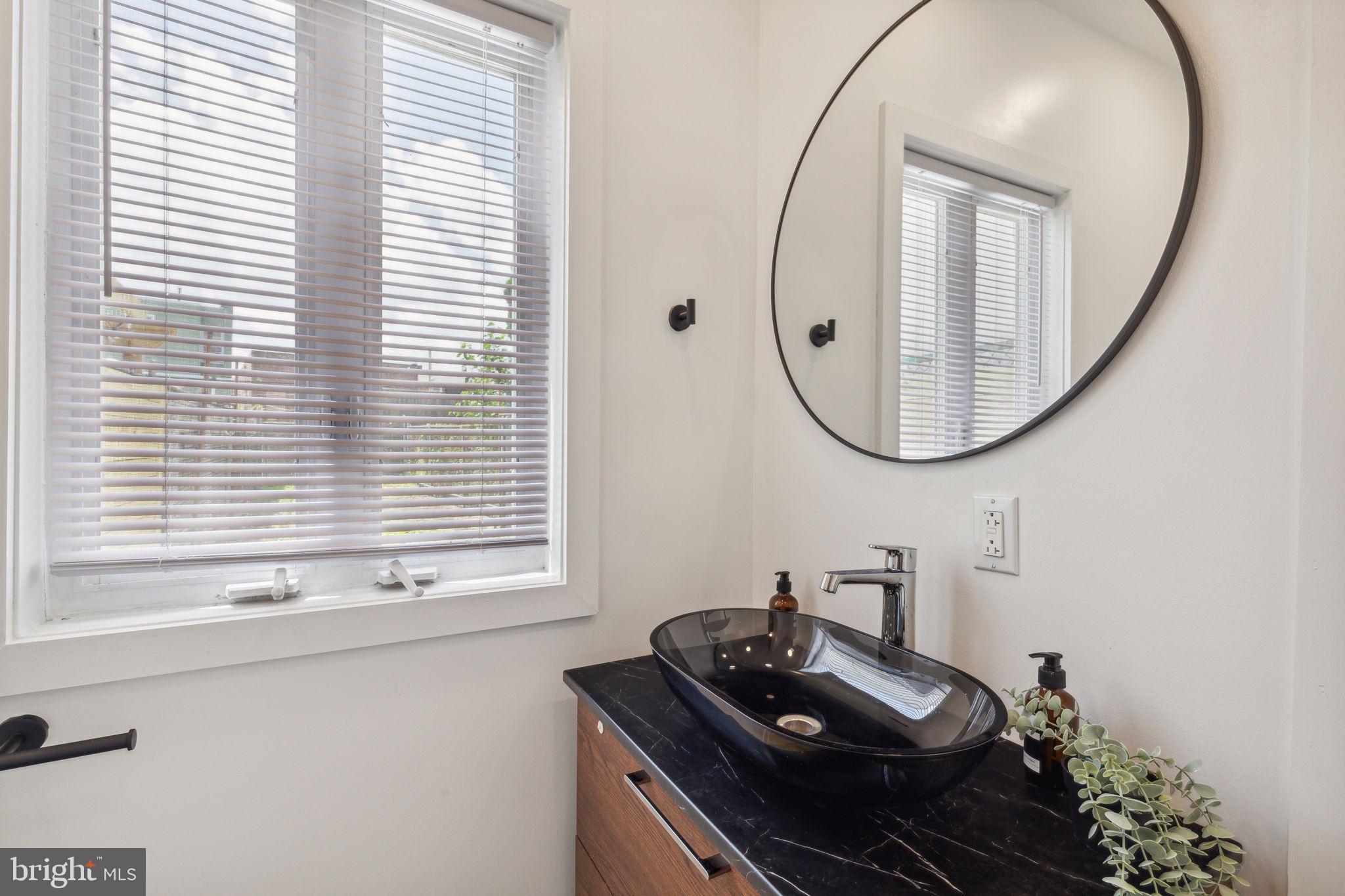 PORT RICHMOND - Residential