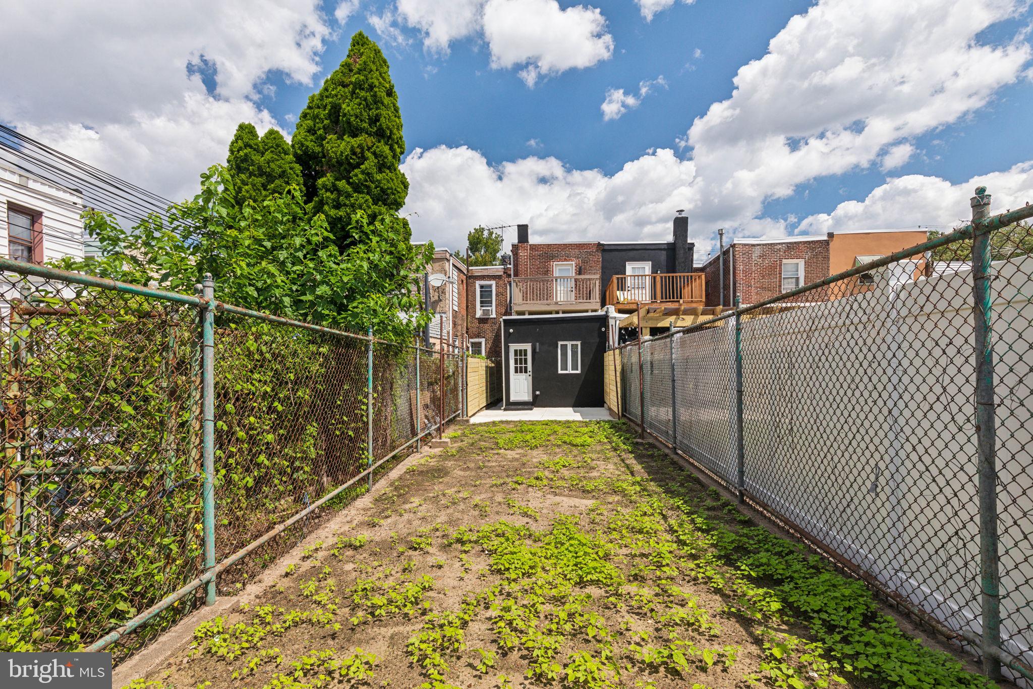 PORT RICHMOND - Residential