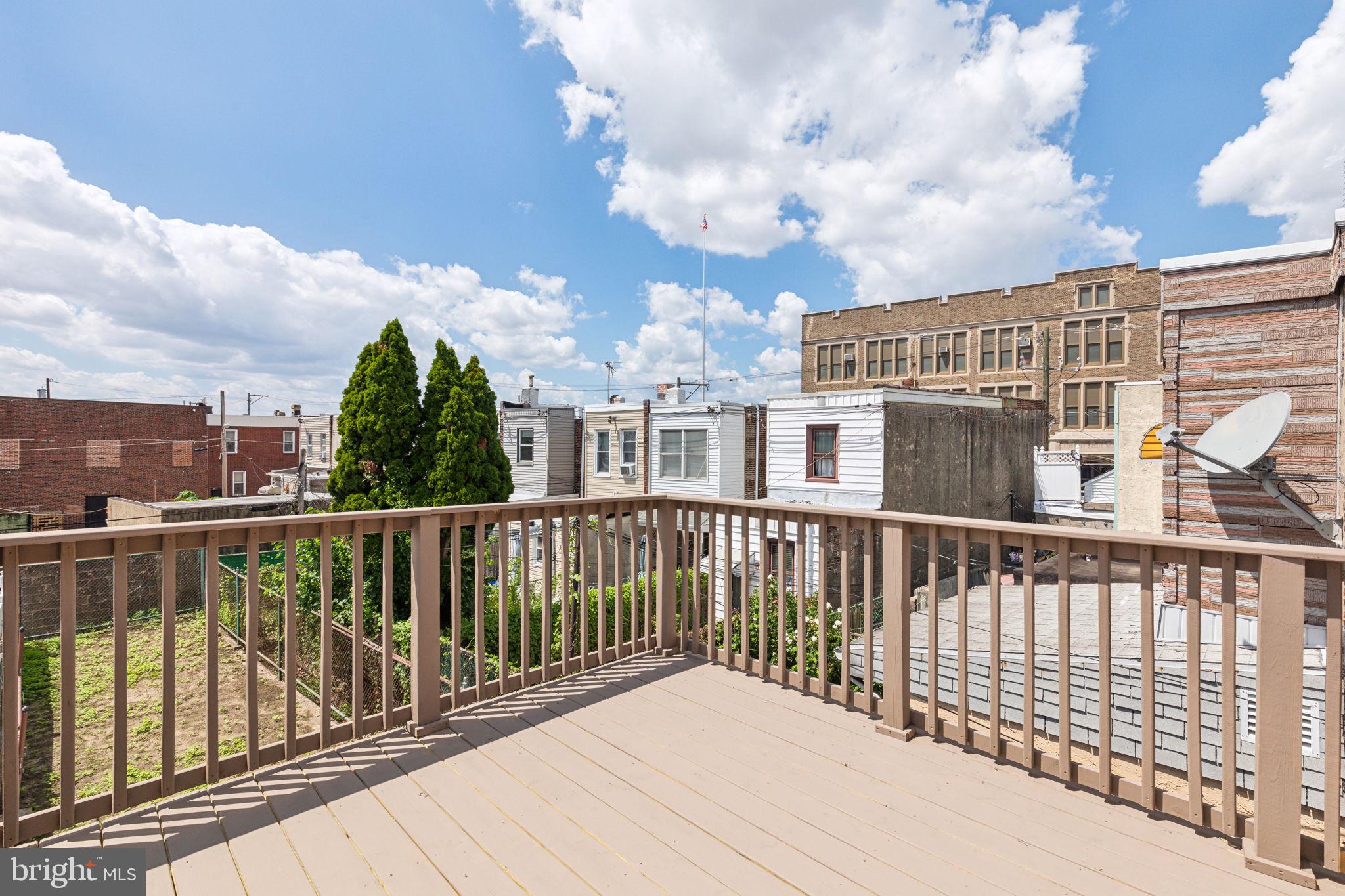 PORT RICHMOND - Residential