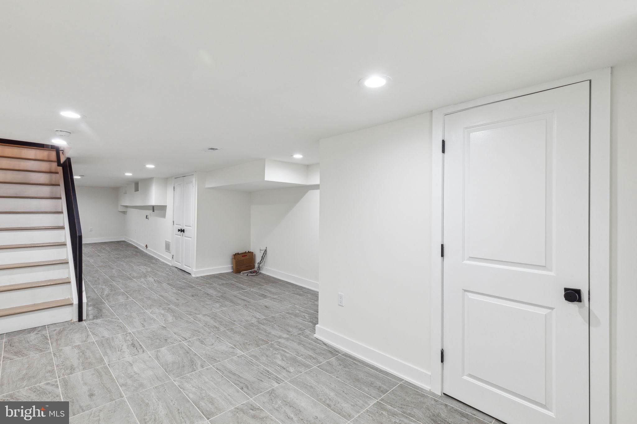 PORT RICHMOND - Residential