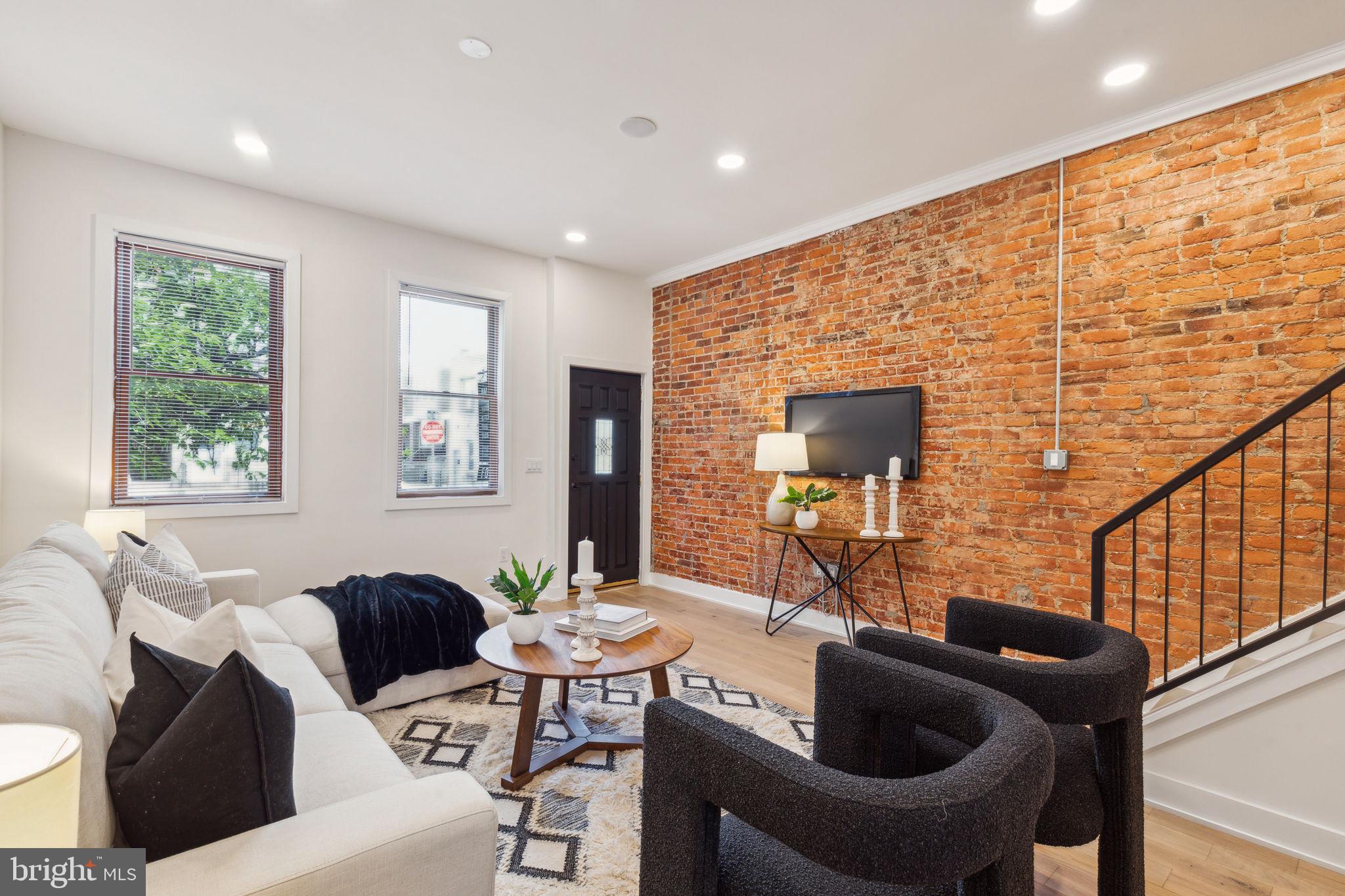 PORT RICHMOND - Residential