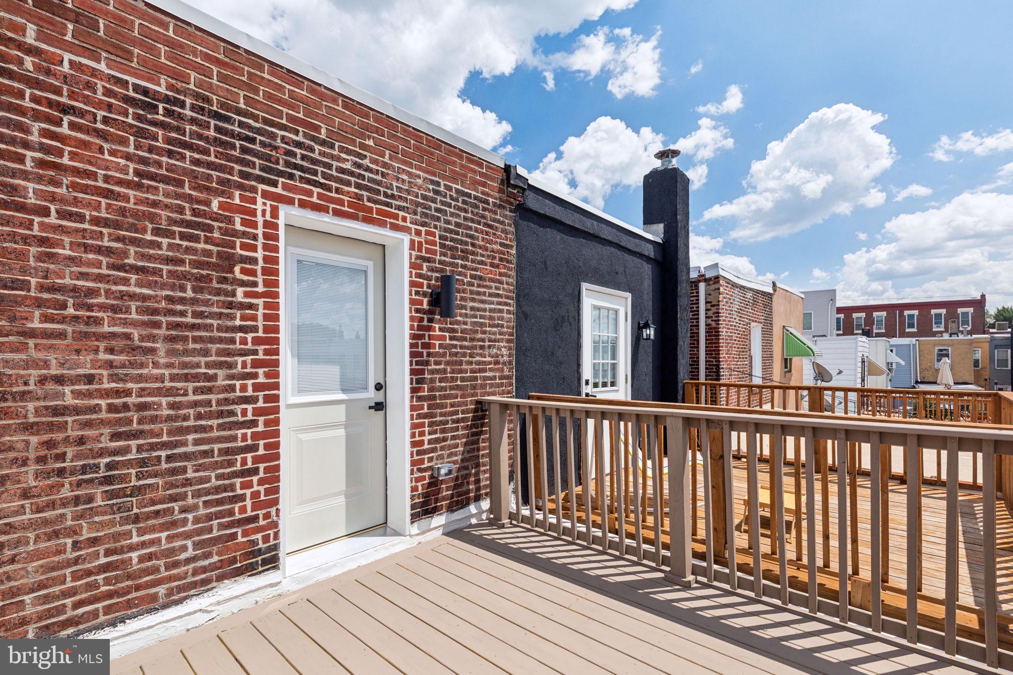 PORT RICHMOND - Residential