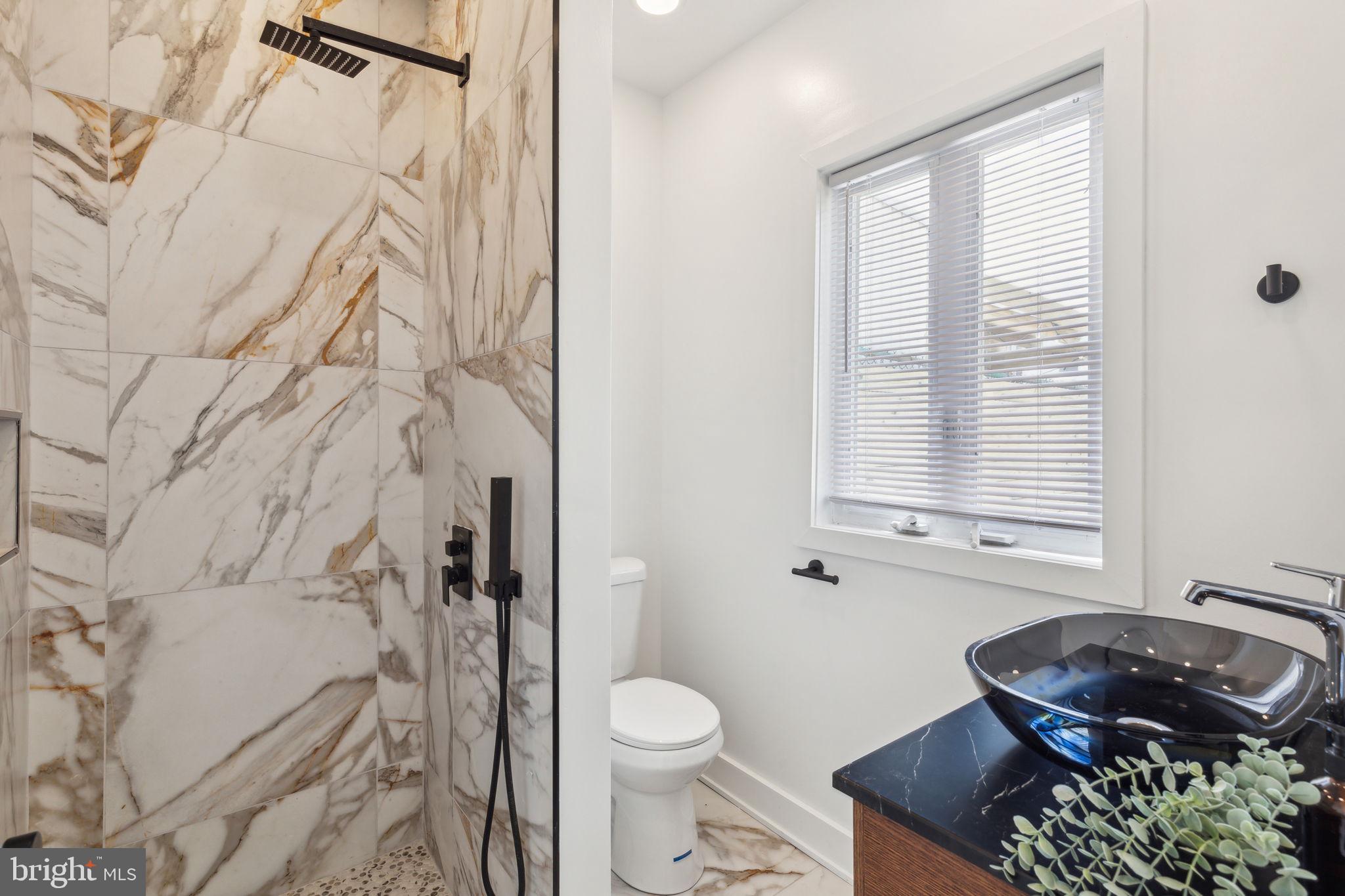 PORT RICHMOND - Residential