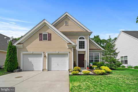 Homes For Sale - 145 Bluebell Drive<br/> EGG HARBOR TOWNSHIP, NJ 08234