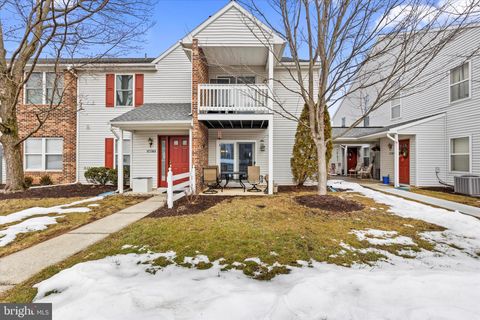 5807 HIDDEN LAKE DRIVE I HARRISBURG PA 17111