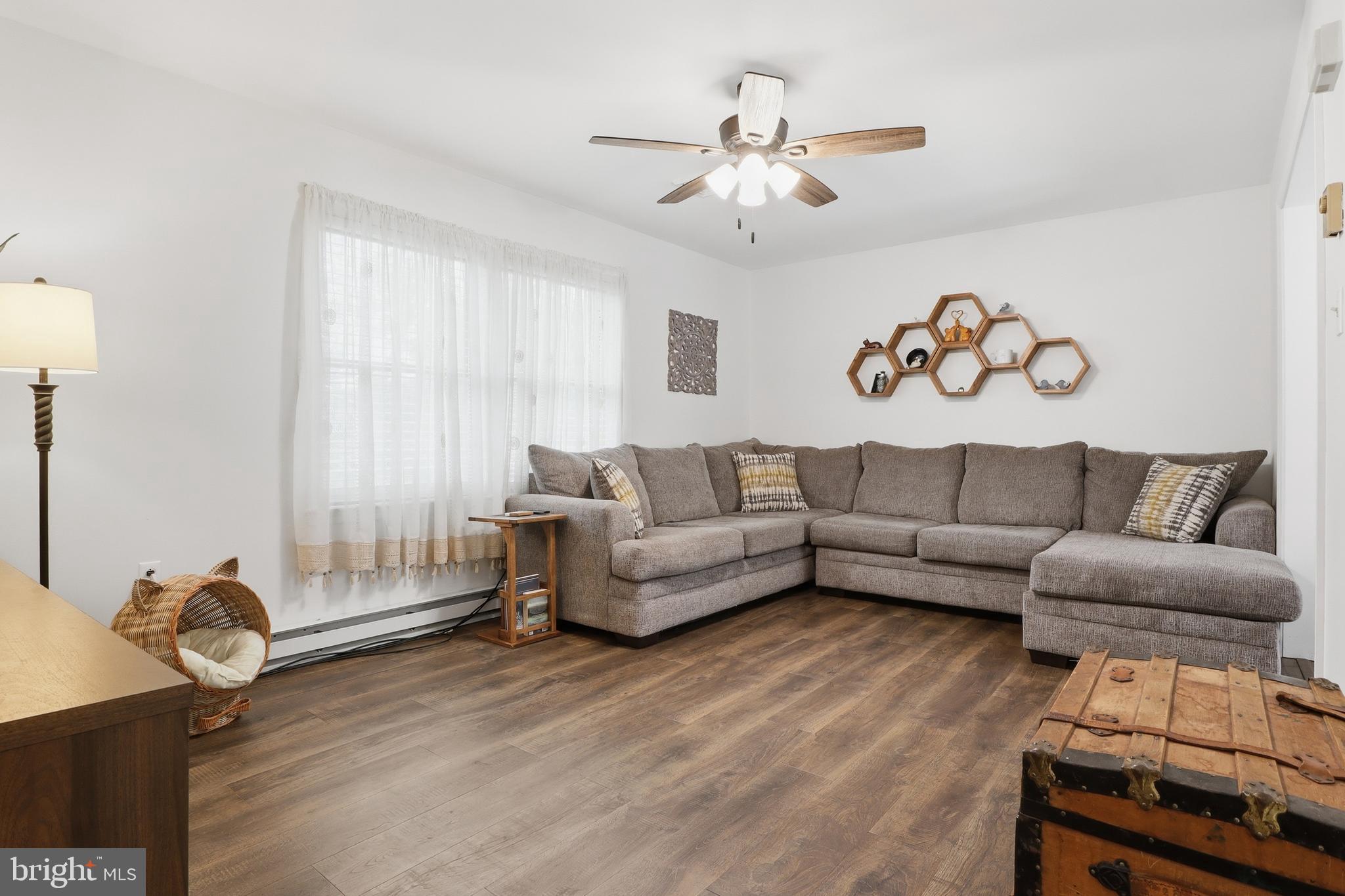 LAKE HERITAGE - Residential