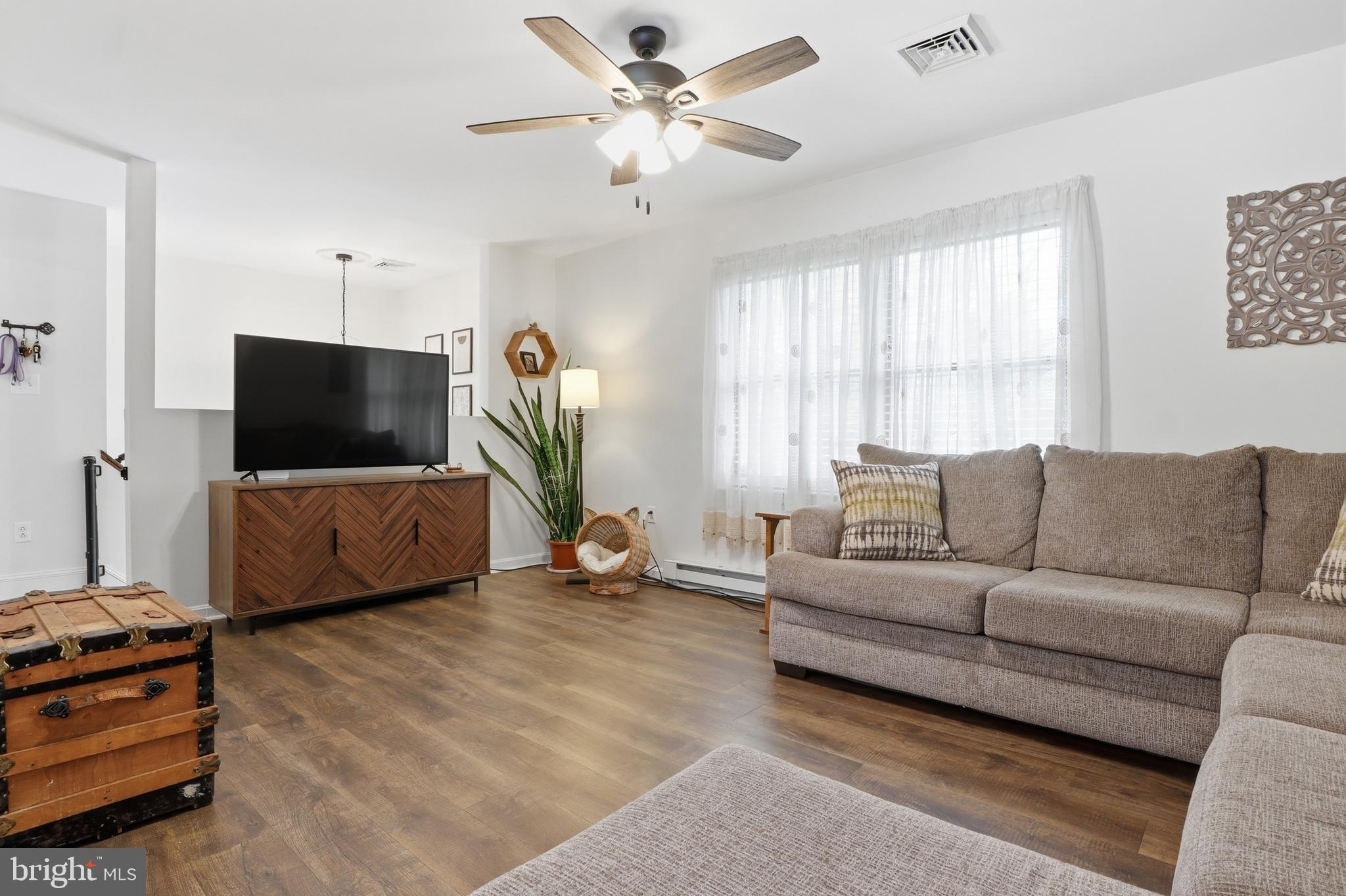 LAKE HERITAGE - Residential