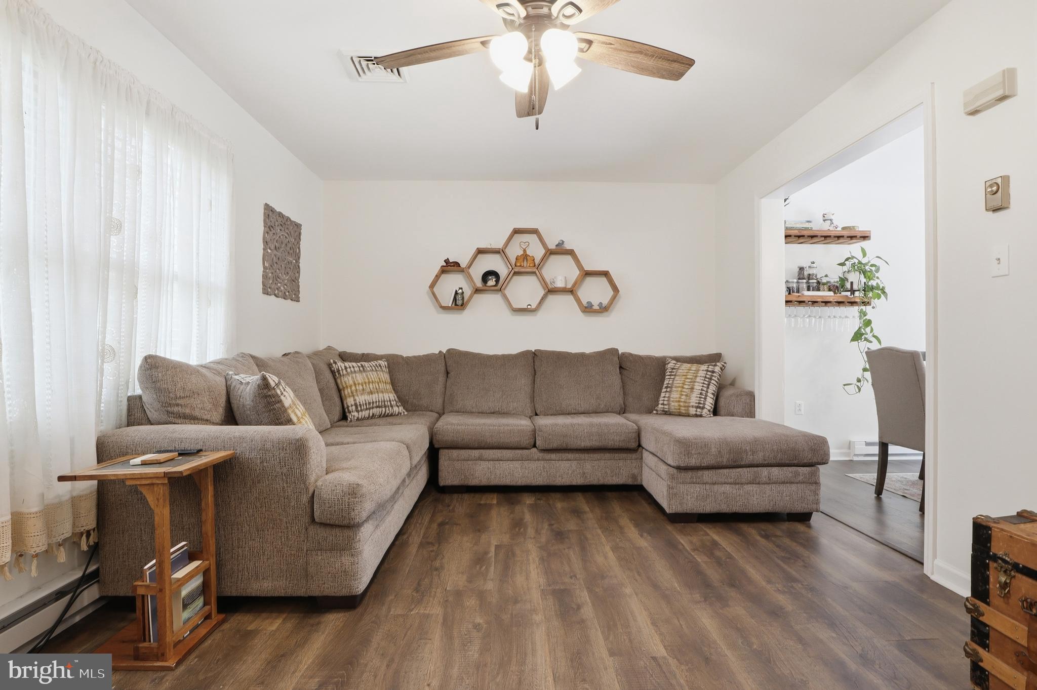 LAKE HERITAGE - Residential