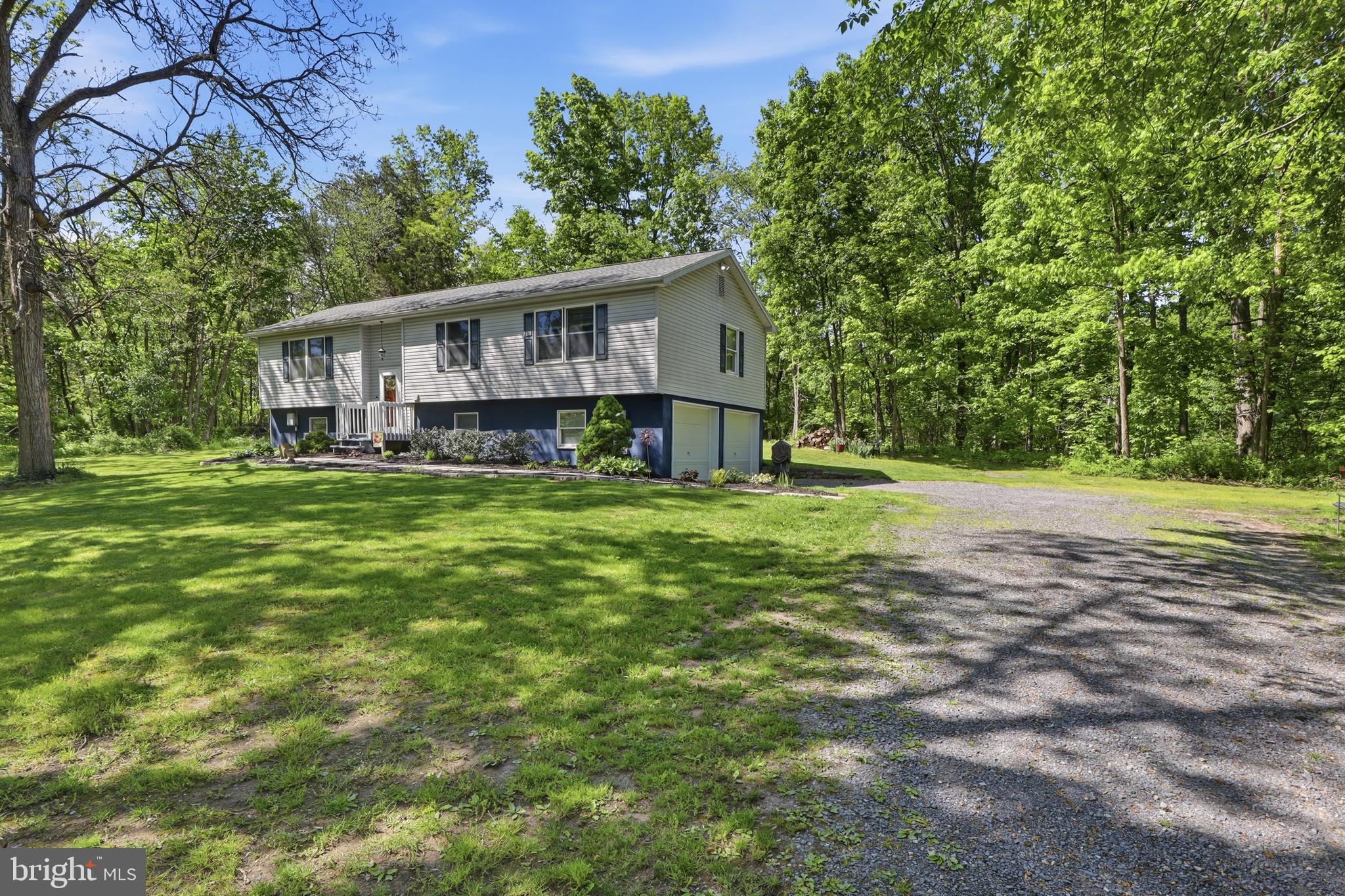 LAKE HERITAGE - Residential