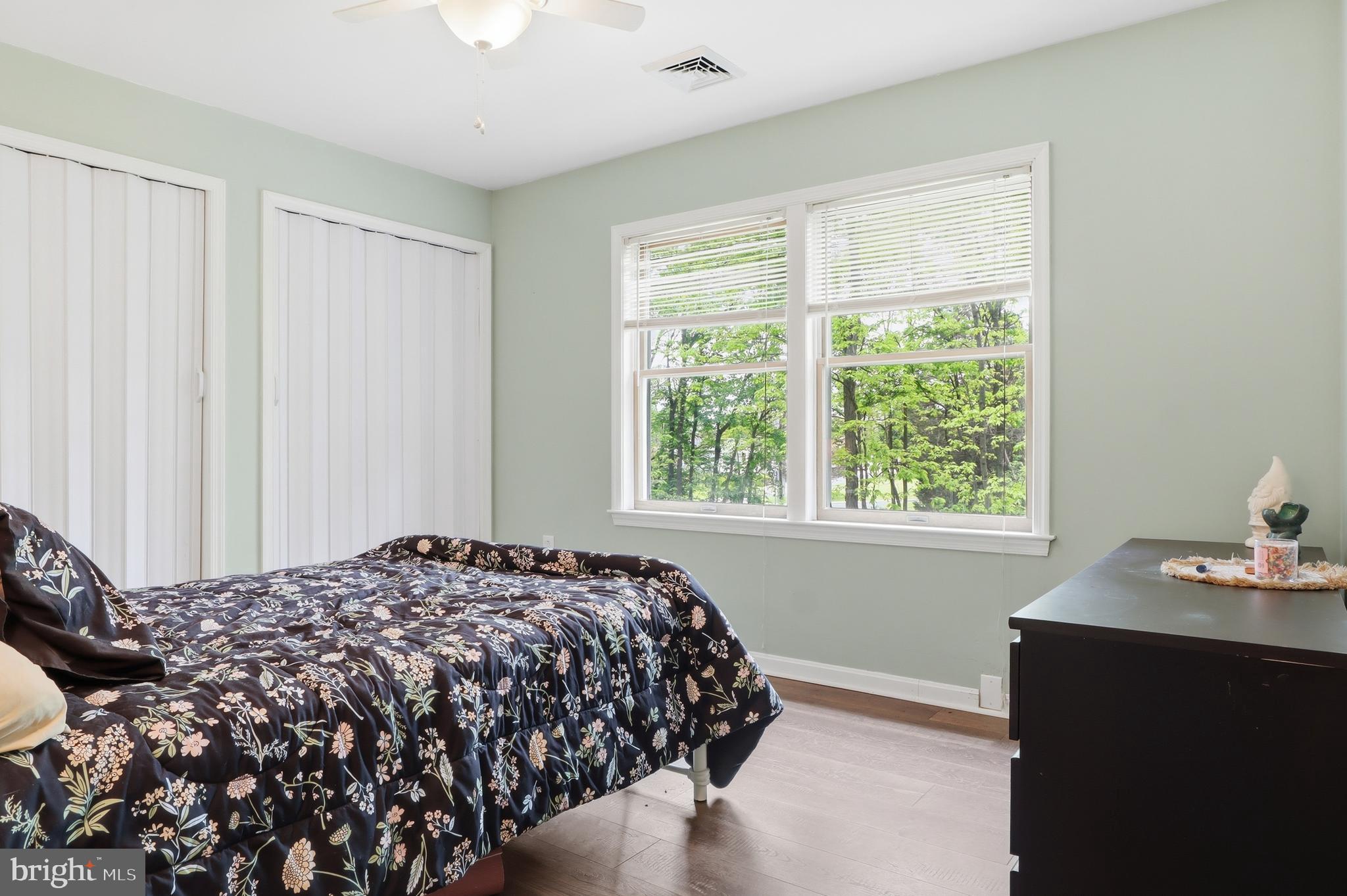 LAKE HERITAGE - Residential