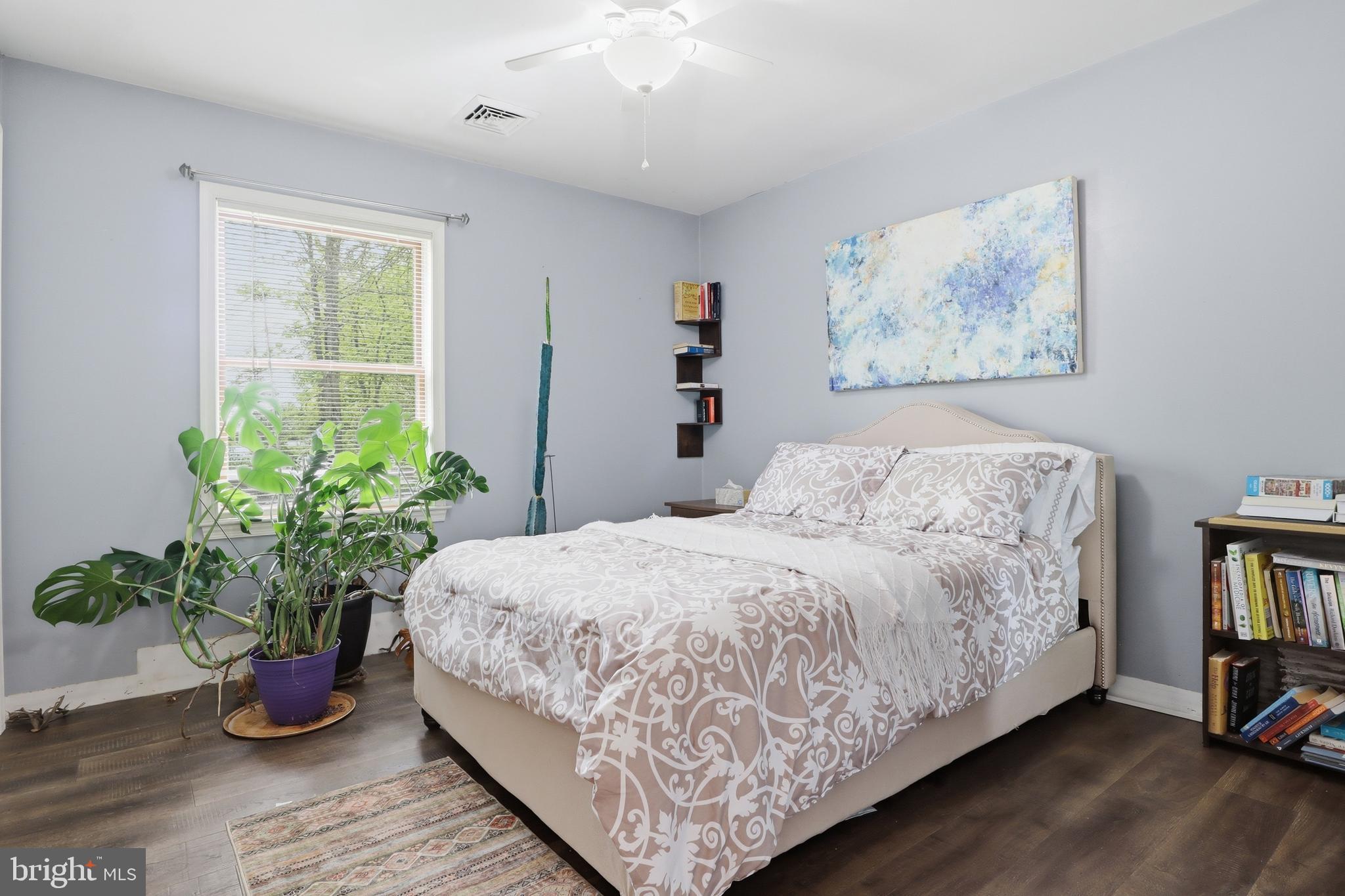 LAKE HERITAGE - Residential