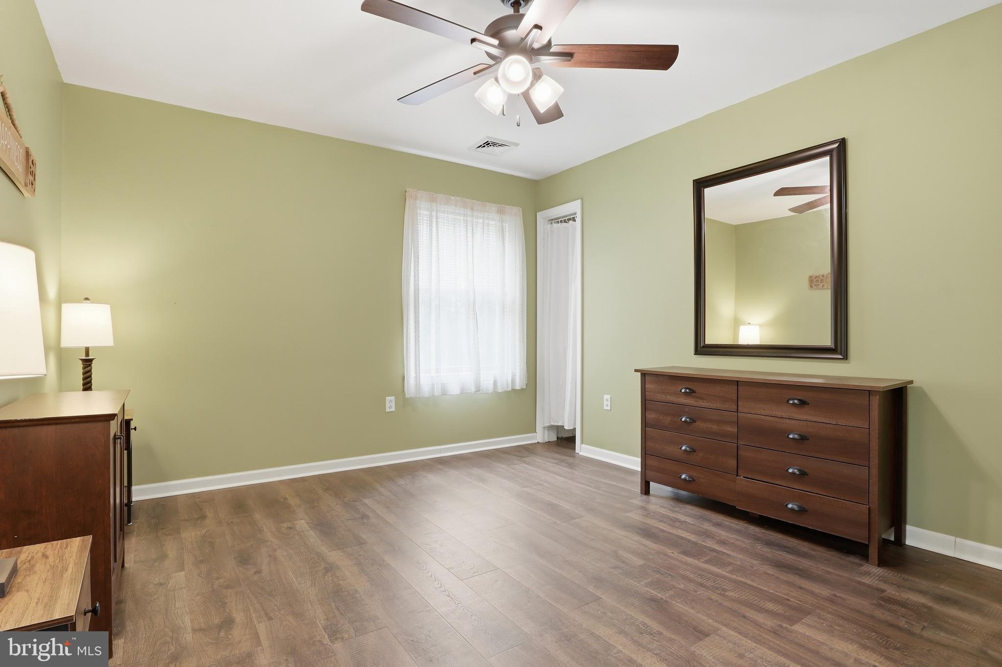 LAKE HERITAGE - Residential