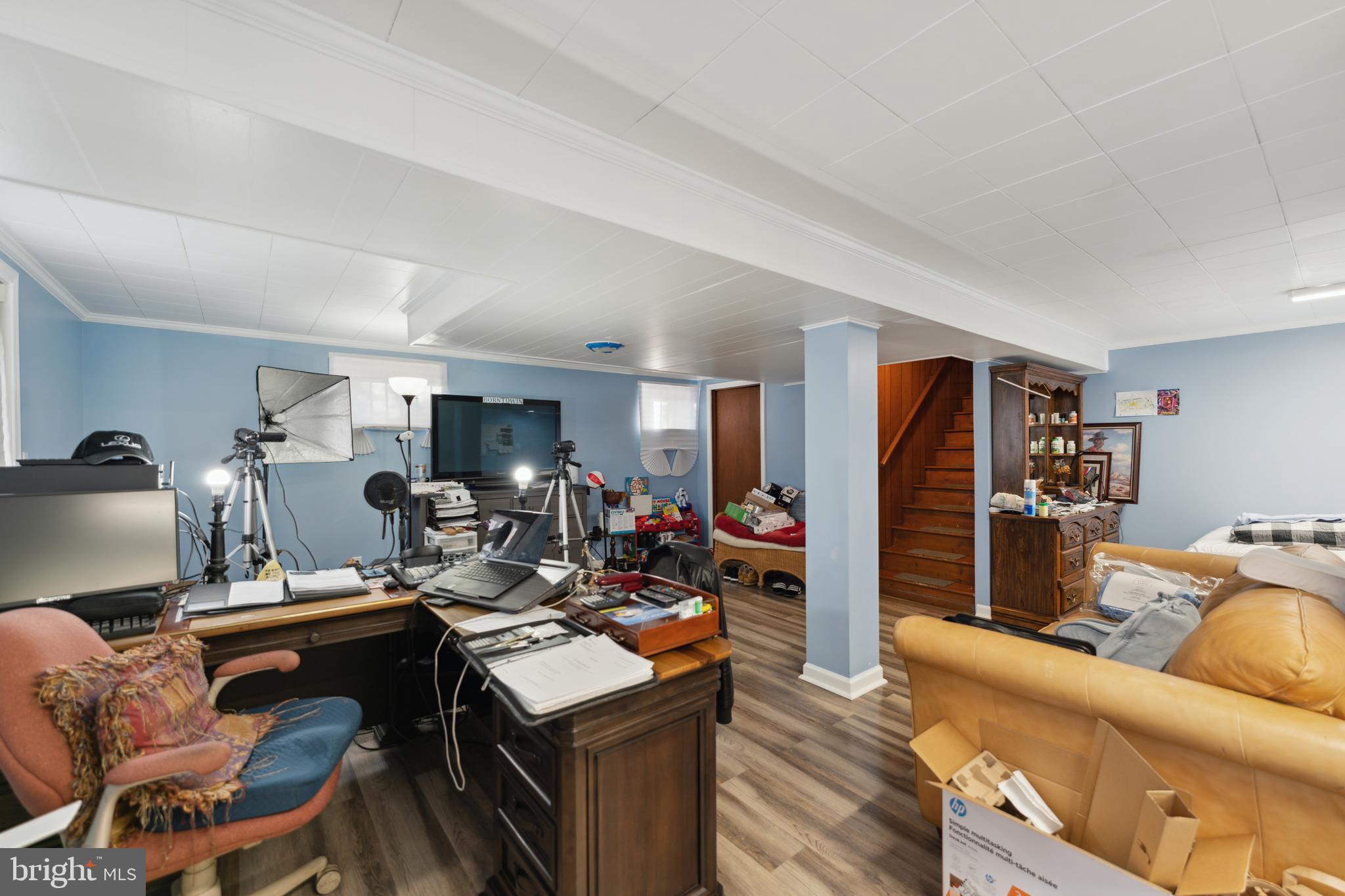 WHITFIELD KNOLLS - Residential