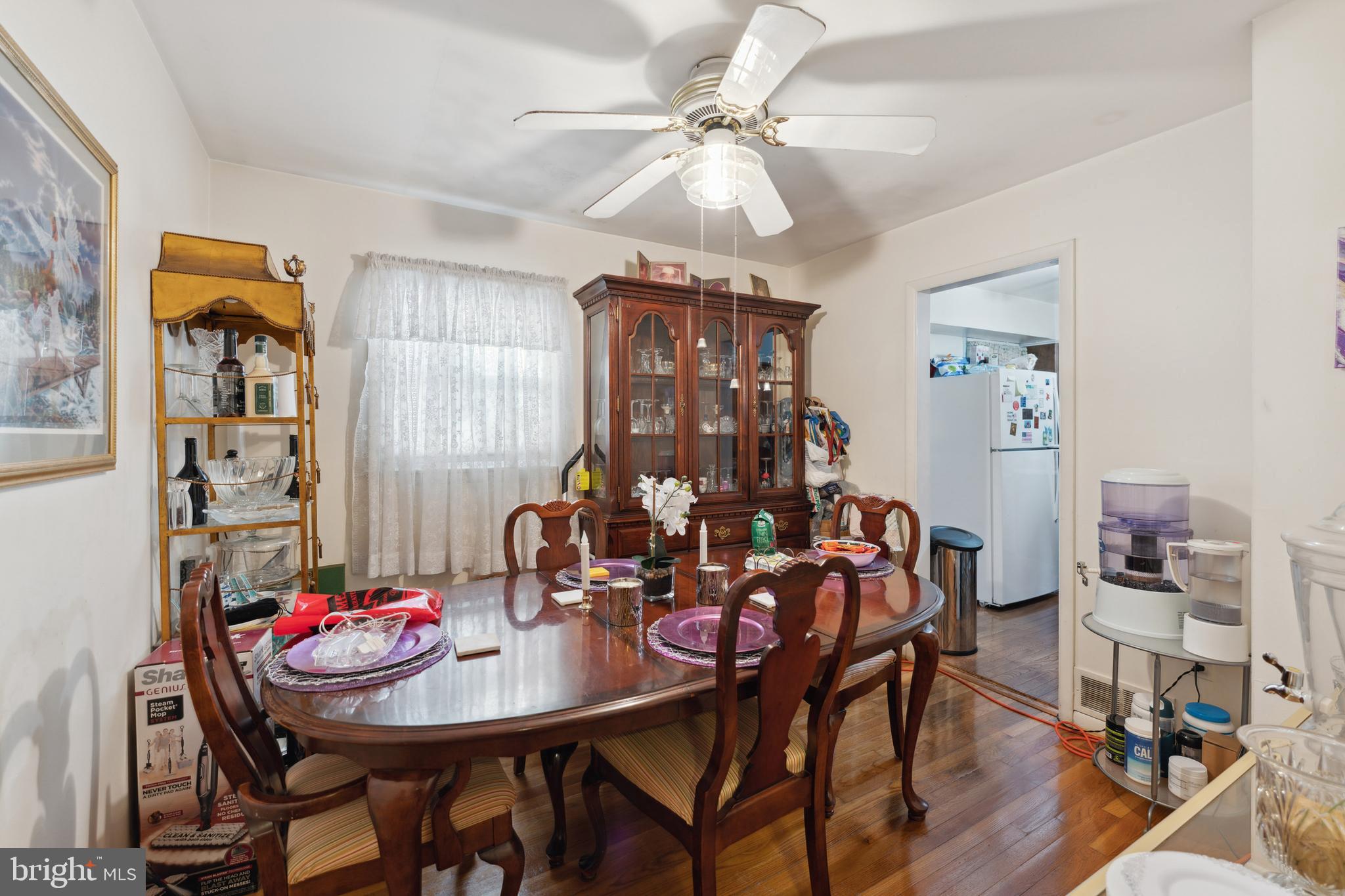 WHITFIELD KNOLLS - Residential