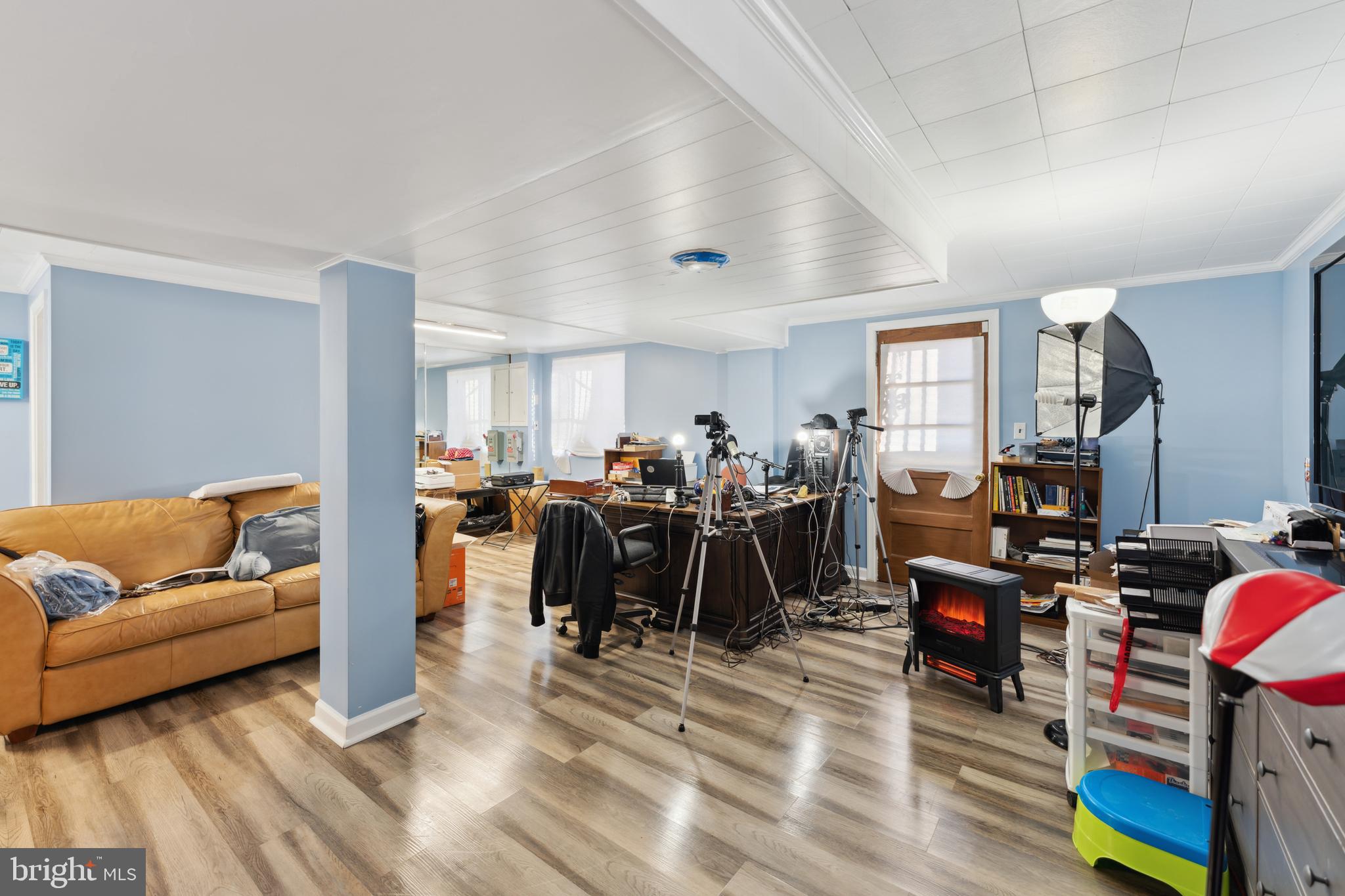 WHITFIELD KNOLLS - Residential