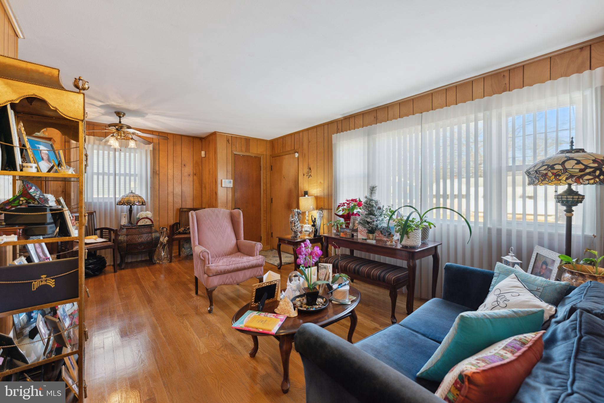 WHITFIELD KNOLLS - Residential