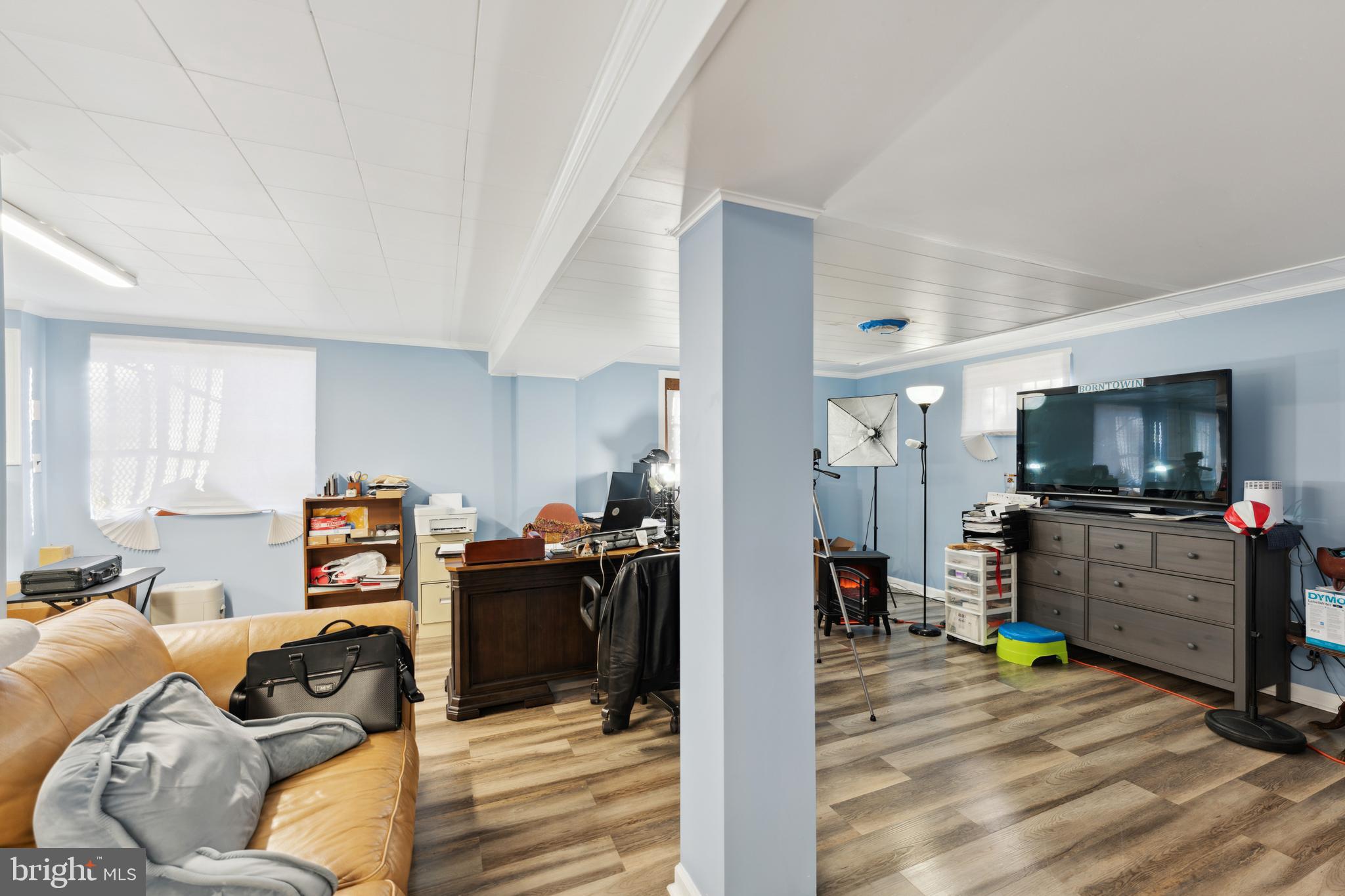 WHITFIELD KNOLLS - Residential