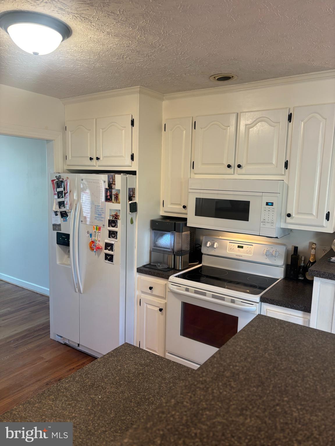 TEAVERTON - Residential