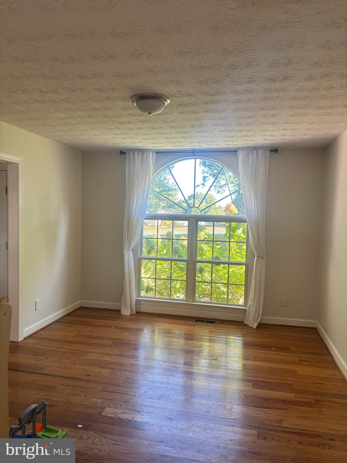 TEAVERTON - Residential