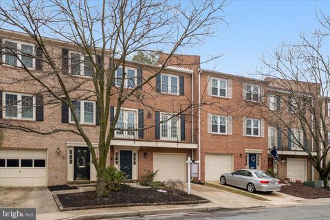 Townhouse For Sale - 19 Spindrift Way<br/> ANNAPOLIS, MD 21403