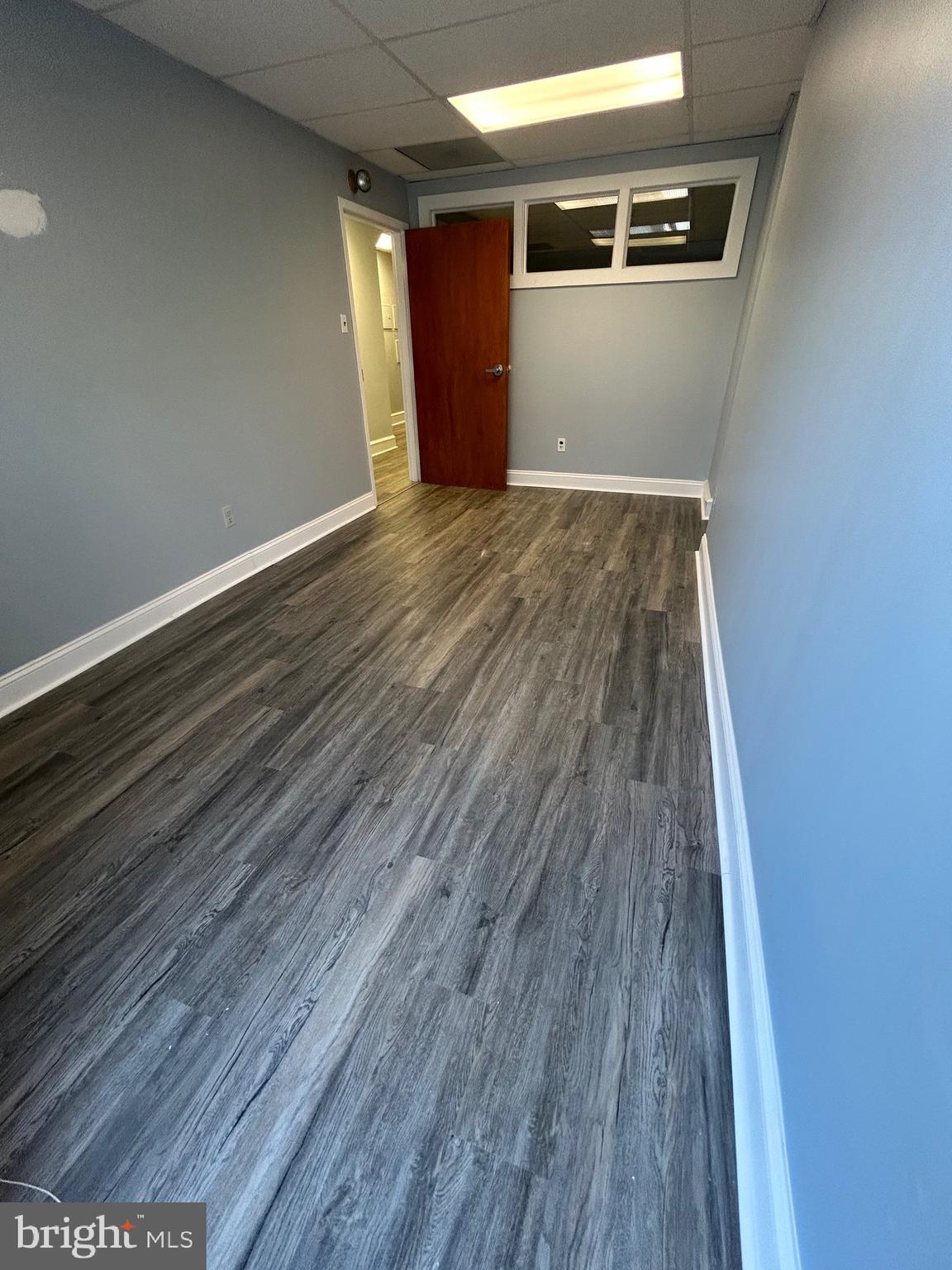 GLENSIDE - Commercial Lease