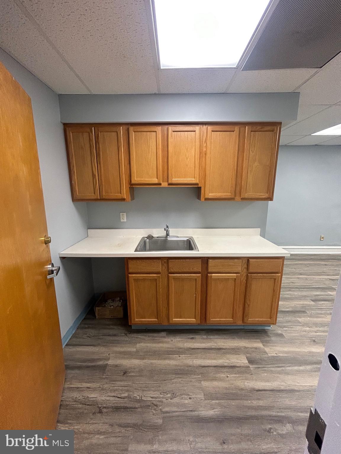 GLENSIDE - Commercial Lease