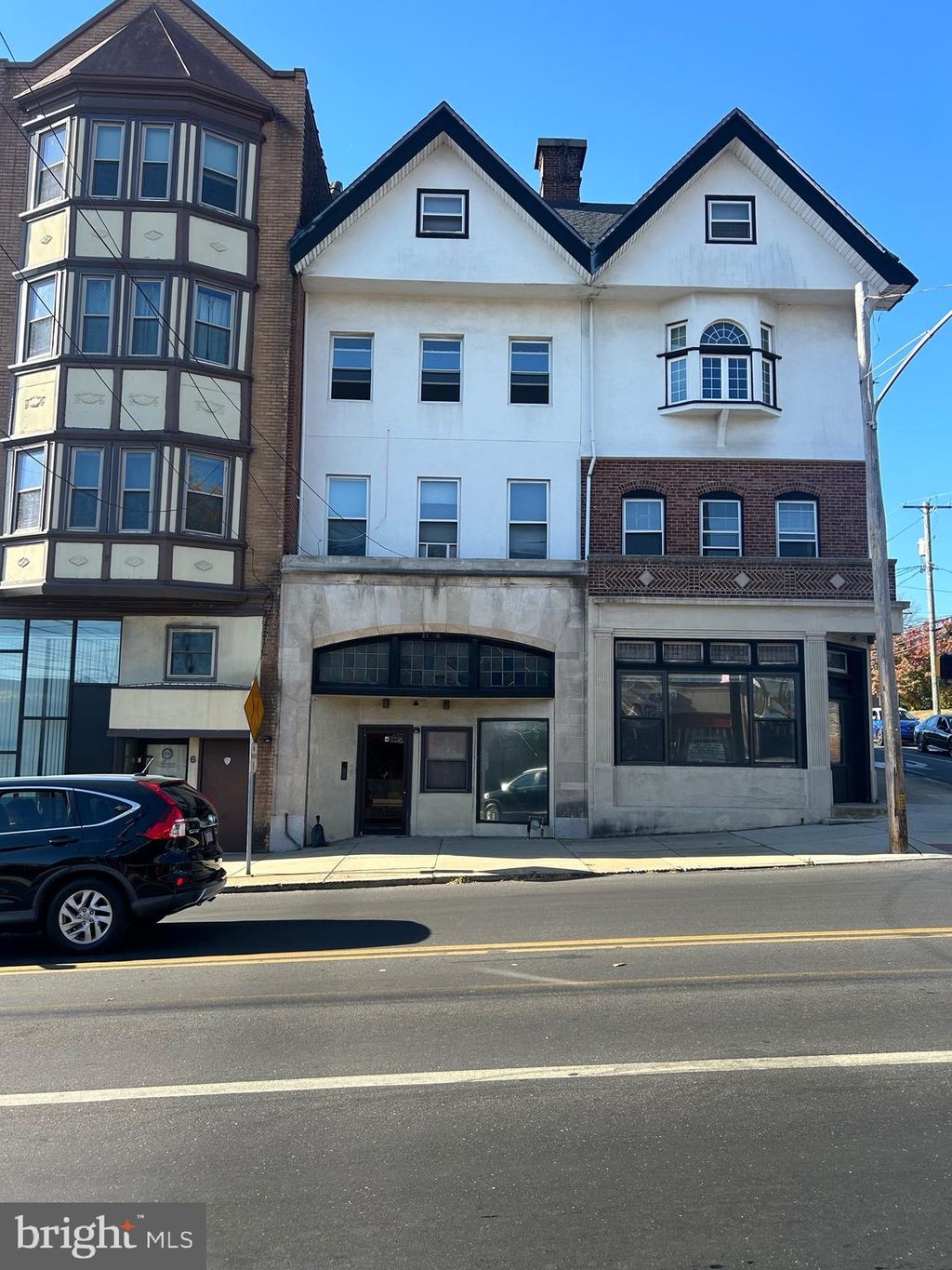 Photo of 4 S Easton Road, GLENSIDE, PA 19038 (MLS # PAMC2129826)