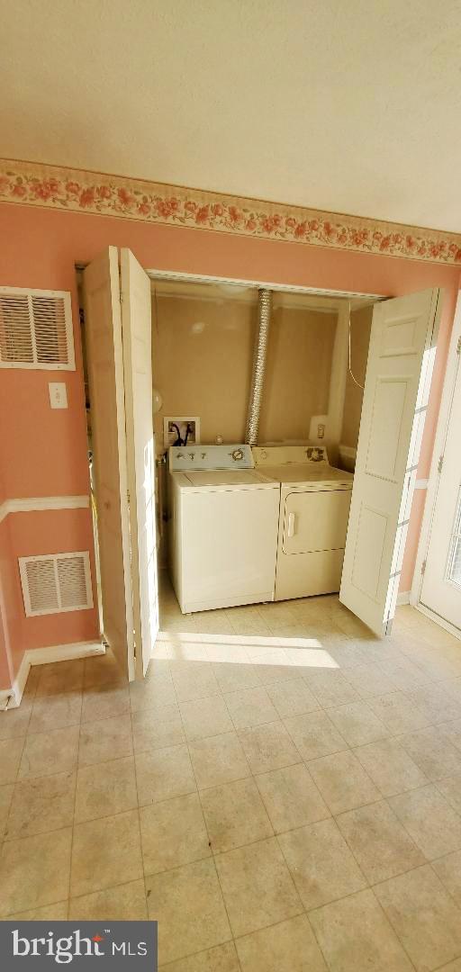 BARKLEY WOODS - Residential Lease