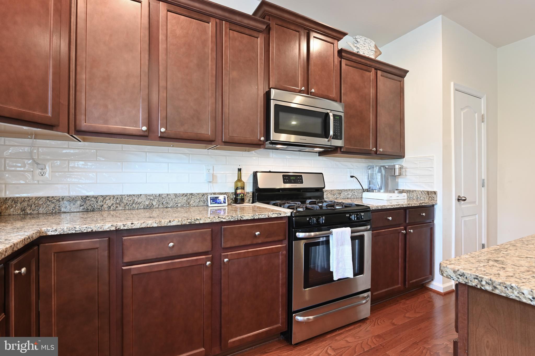 TANYARD SPRINGS - Residential