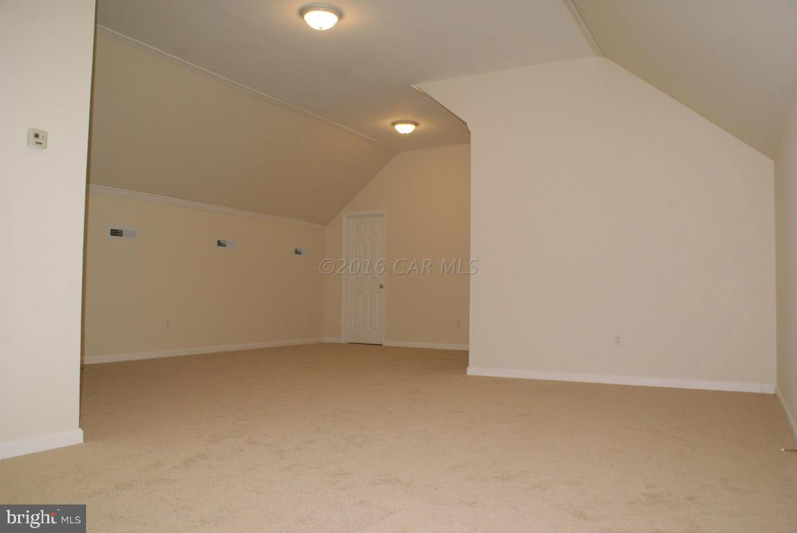 EQUESTRIAN ACRES - Residential